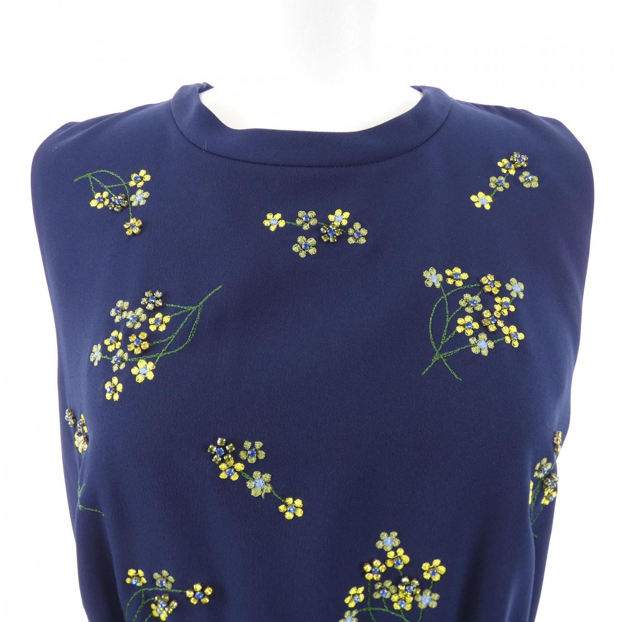 エルマンノシュエルビーノ ERMANNO SCERVINO ワンピース