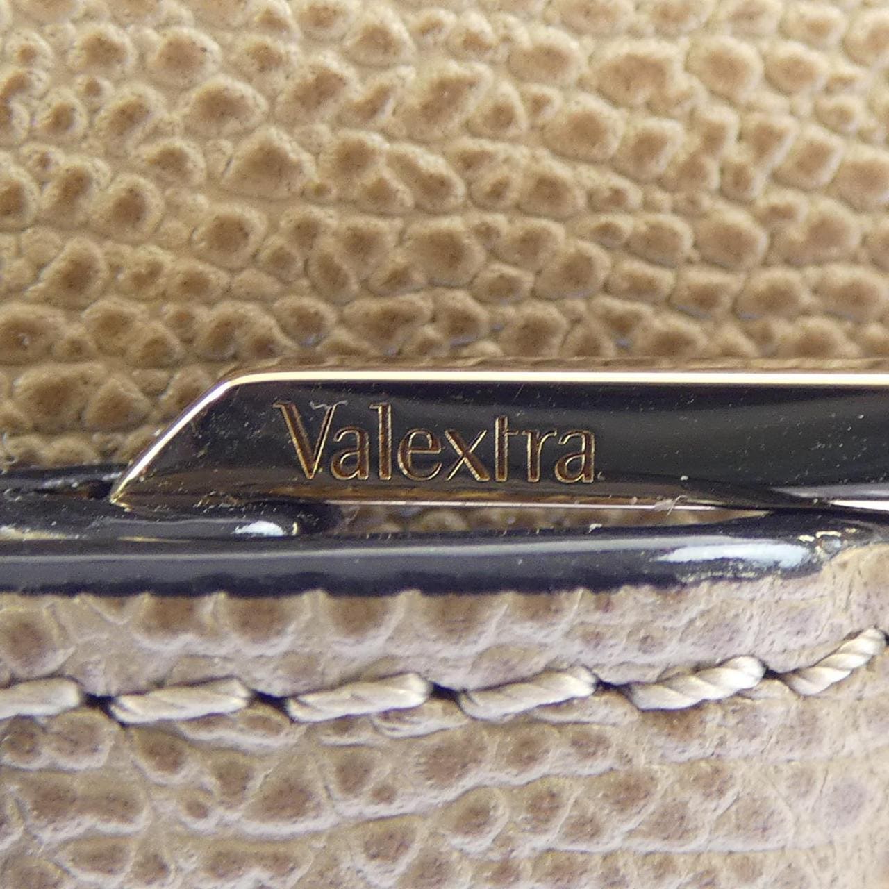 ヴァレクストラ VALEXTRA クロージャー付き バケットバッグ WBSF0074028LOC99 BAG