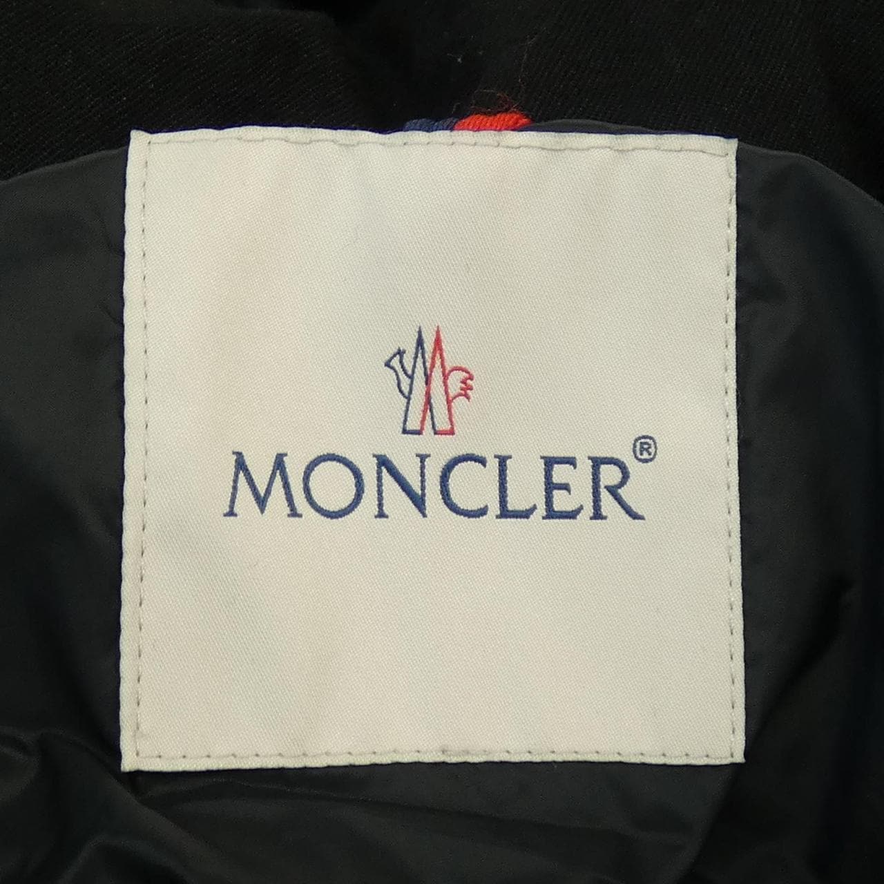 MONCLER蒙克勒羽绒服