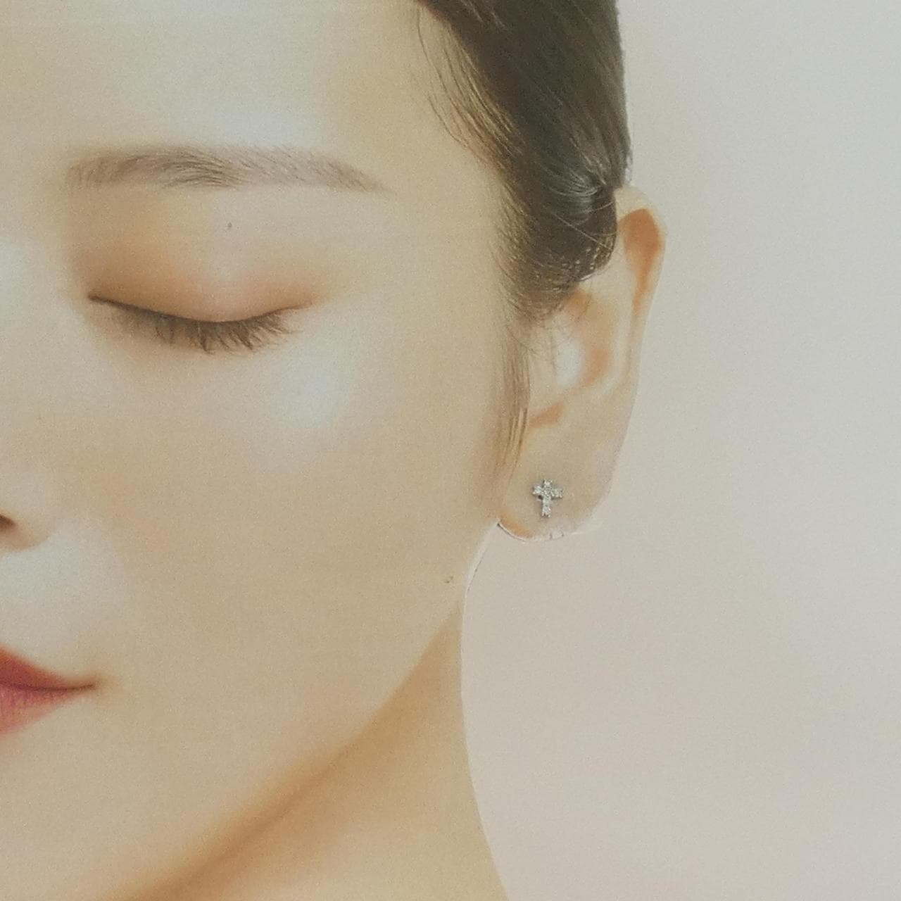 PT900 クロス ダイヤモンド ピアス