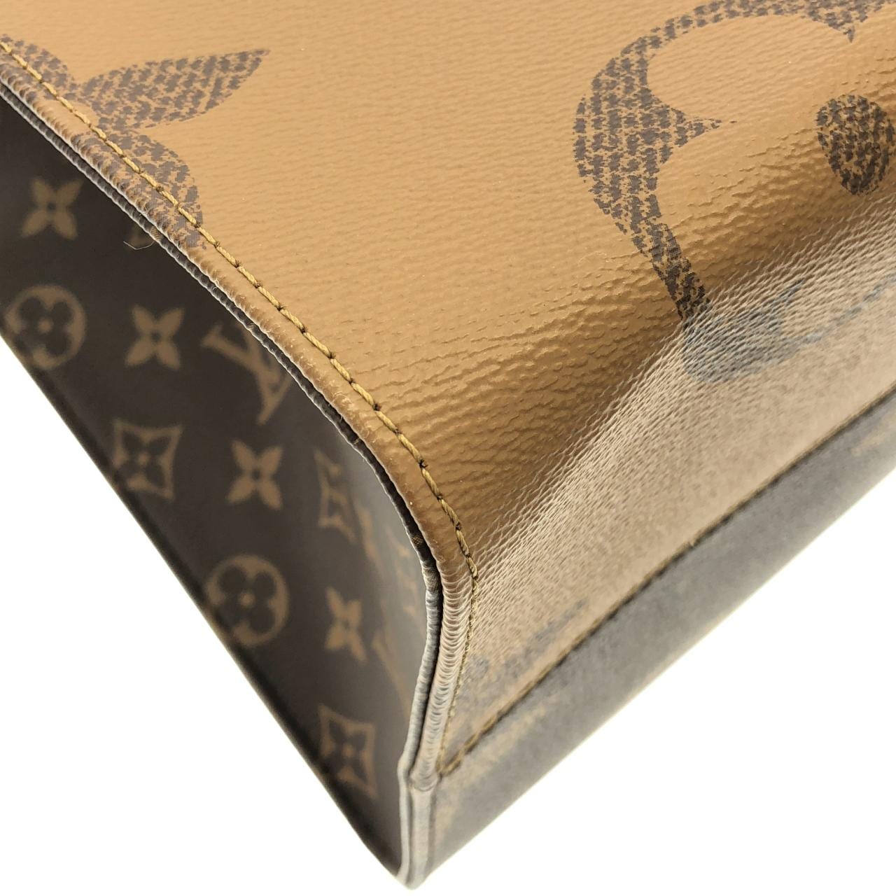 ルイヴィトン モノグラム ジャイアント オンザゴー GM M45320 バッグ