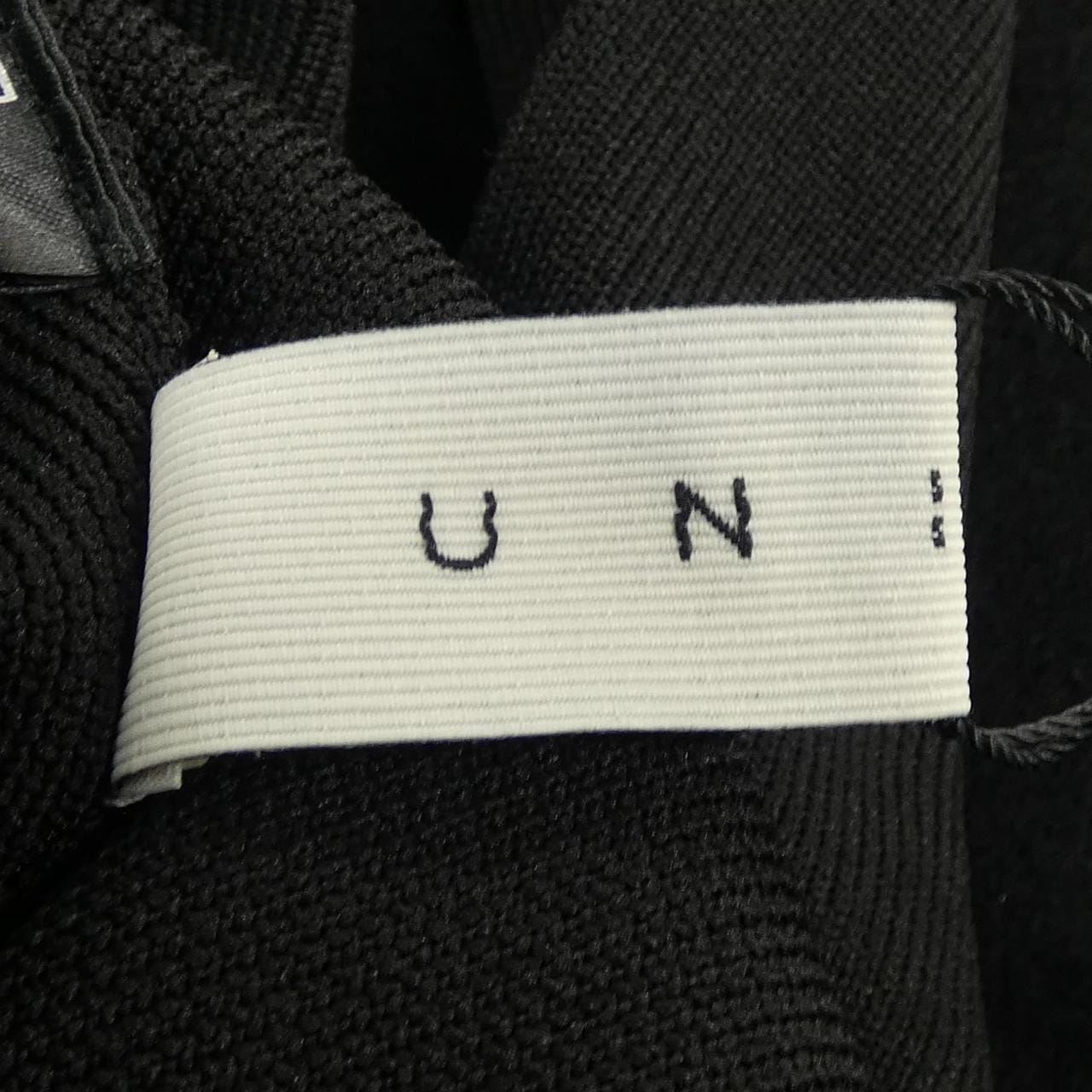 UNIPH トップス