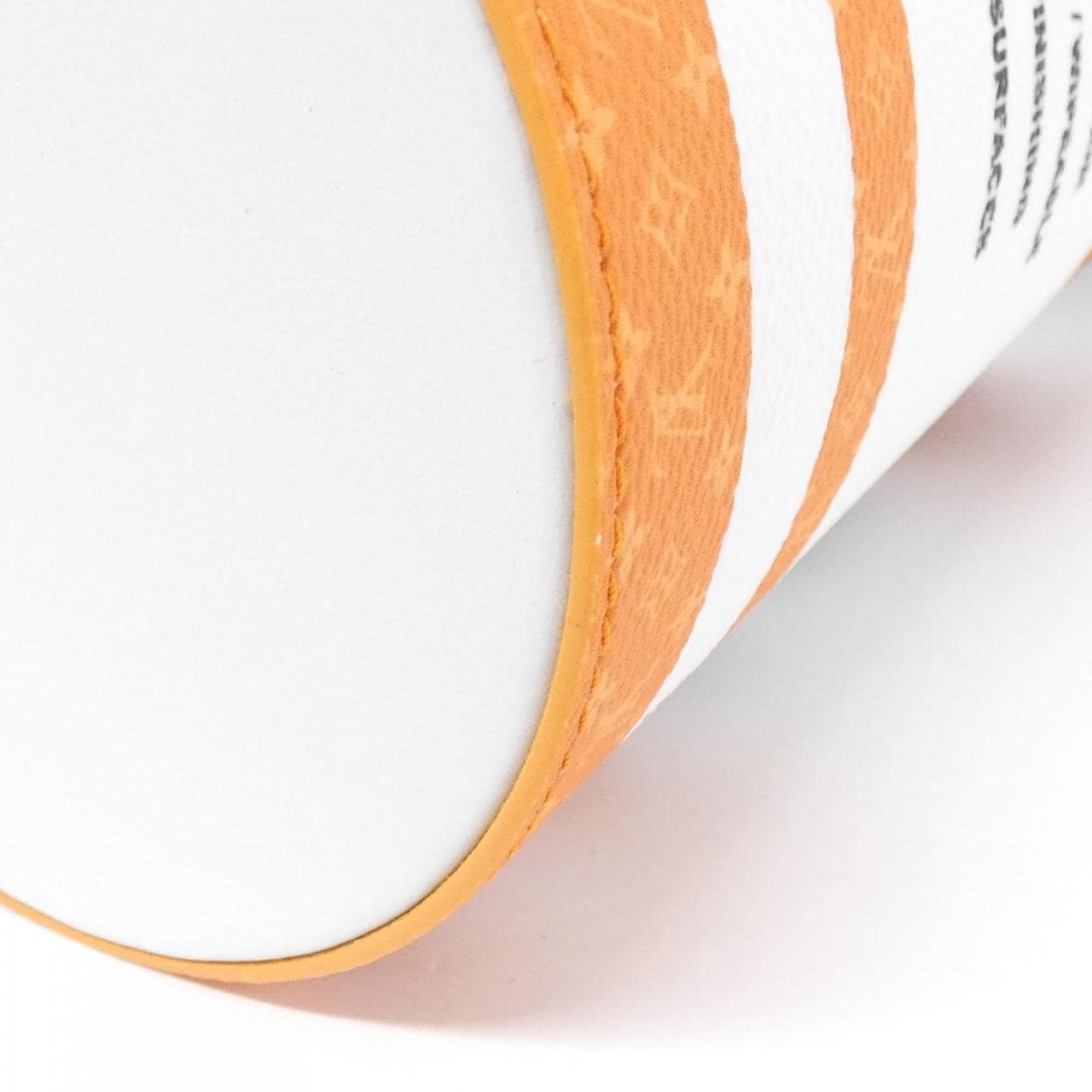 ルイヴィトン LV ペイント カン M81590 バッグ