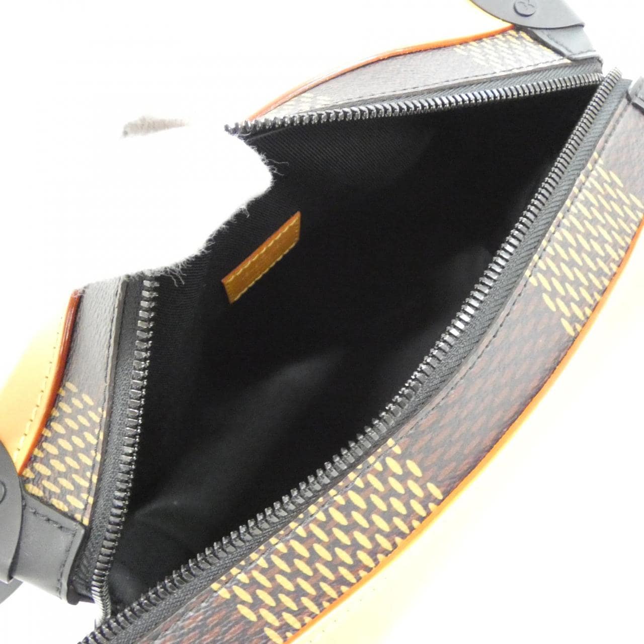 ルイヴィトン ダミエ ジャイアント(LVスクエアード) ソフトトランク N40381 ショルダーバッグ