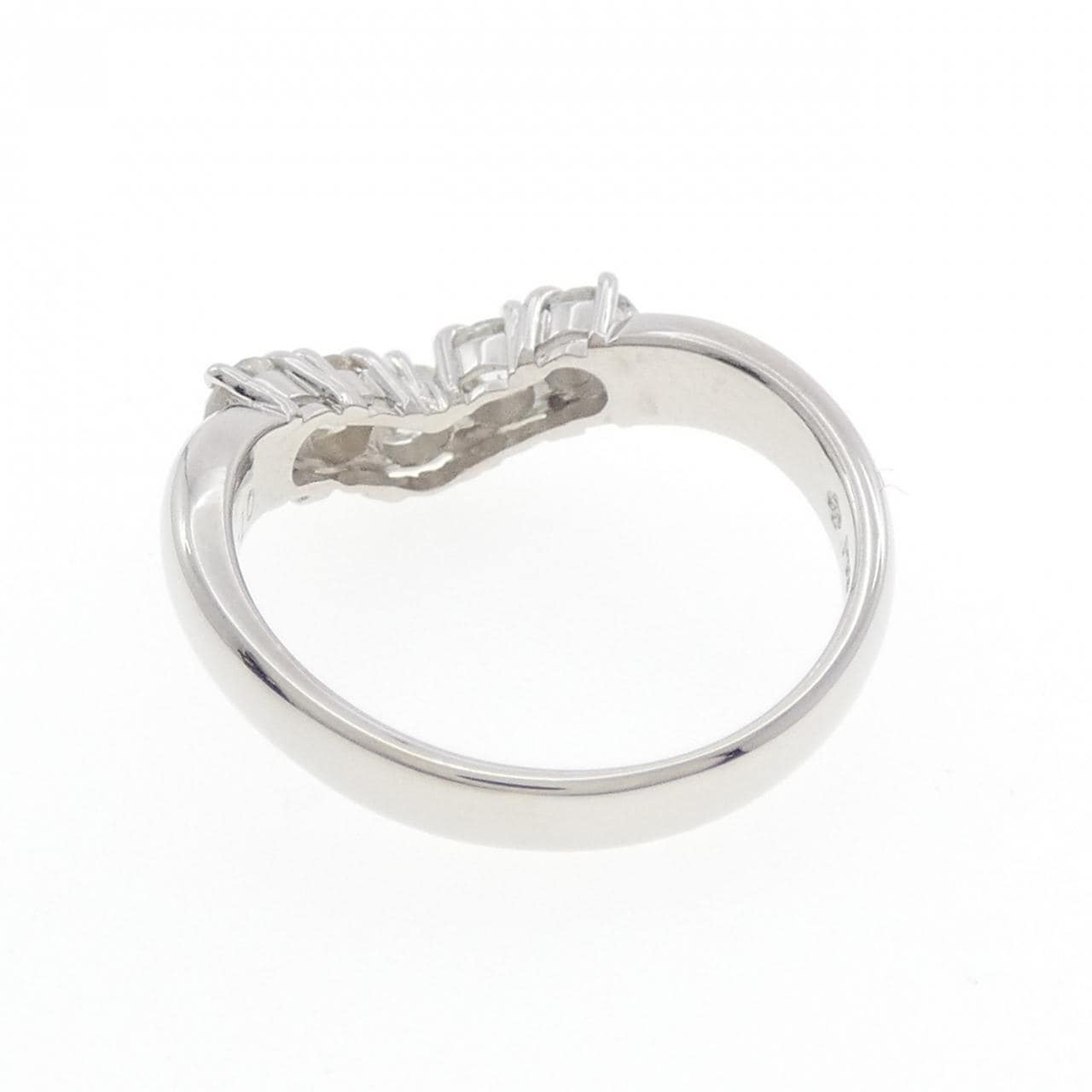 PT850钻石戒指，0.75克拉