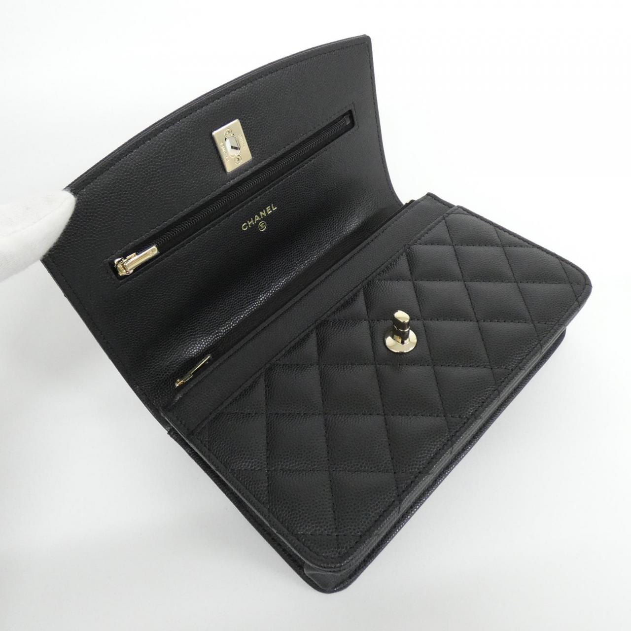 【未使用品】シャネル AP4401 チェーンウォレット