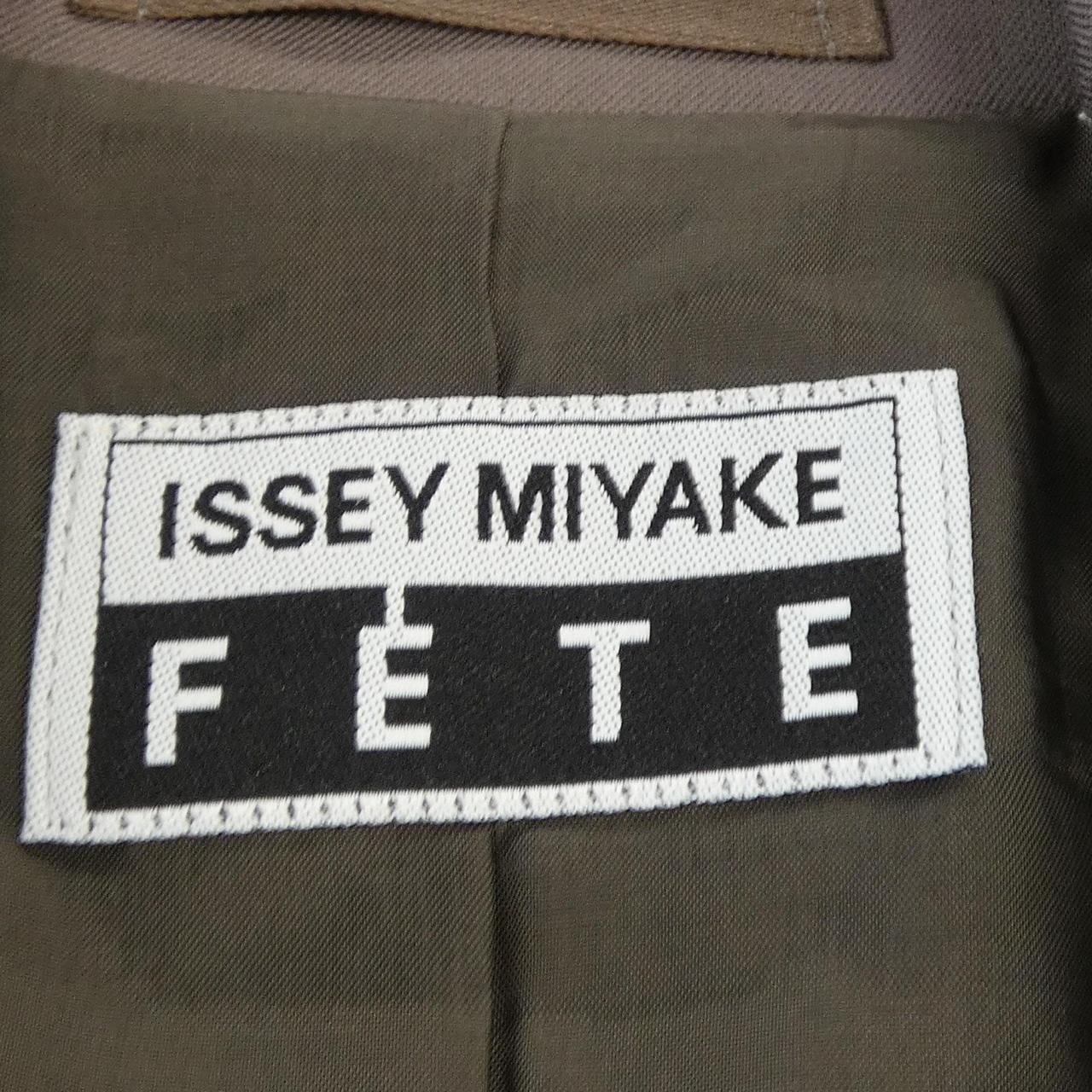 イッセイミヤケ ISSEY MIYAKE IF62FD523 ジャケット