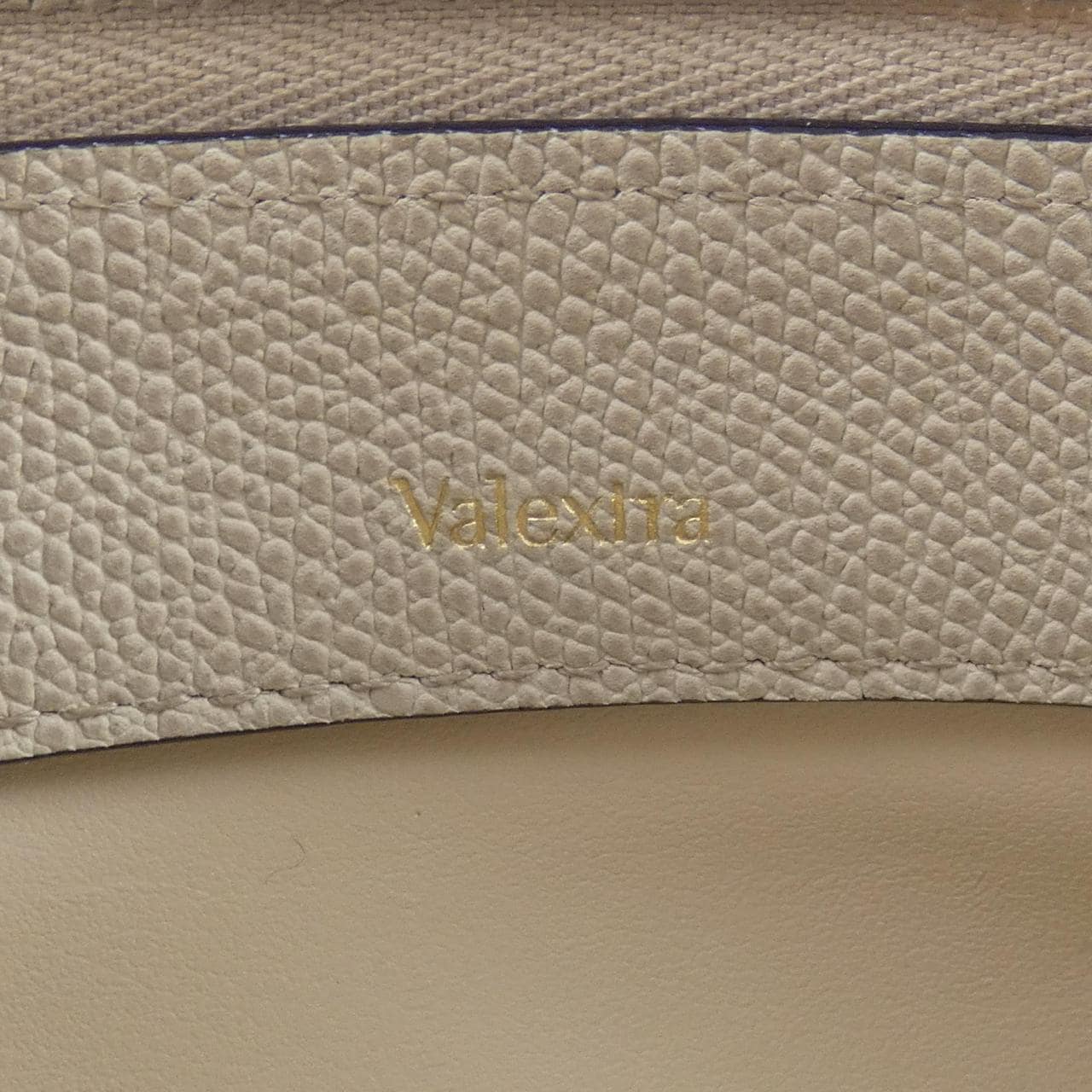 ヴァレクストラ VALEXTRA ポケット メッセンジャー MBPK0003028LRL99 BAG