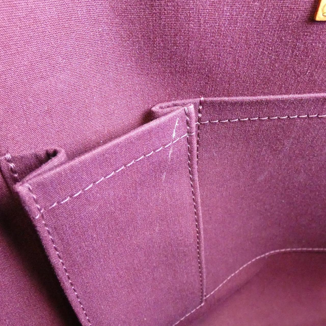 ルイヴィトン ヴェルニ ベルヴュー GM M93588 ショルダーバッグ