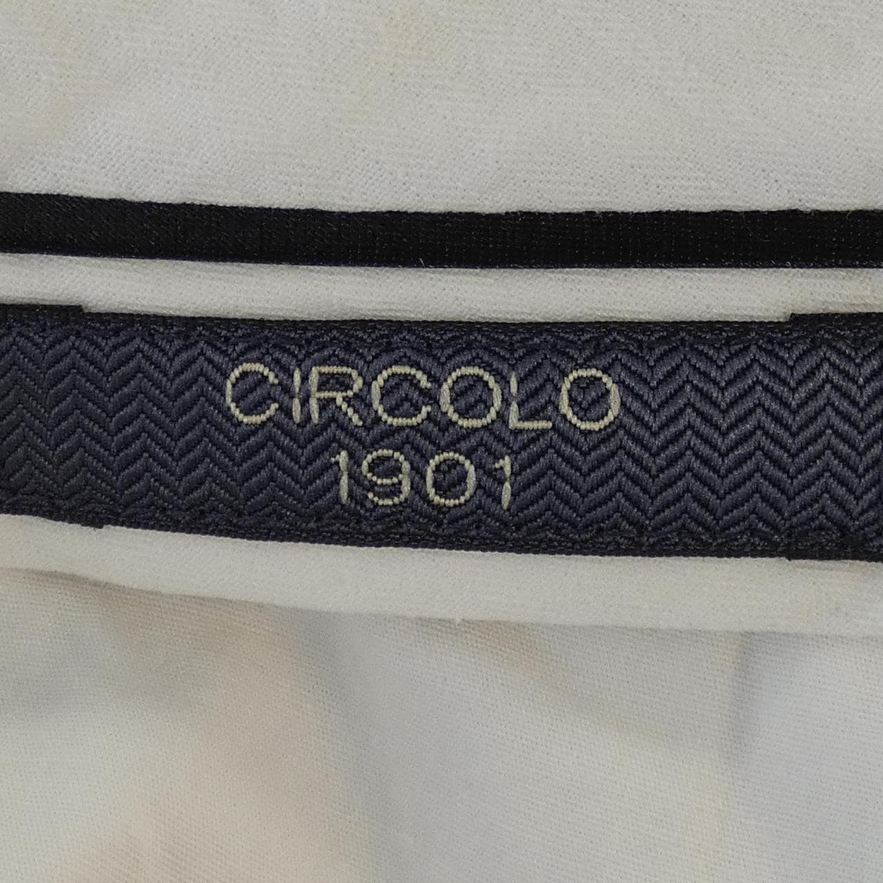 チルコロ 1901 CIRCOLO 1901 パンツ