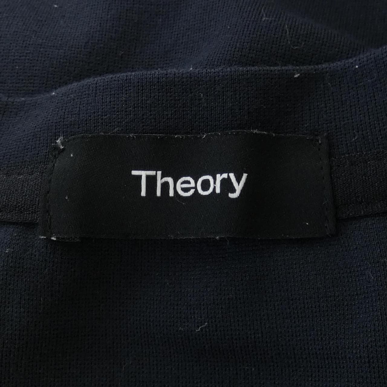 セオリー theory Tシャツ