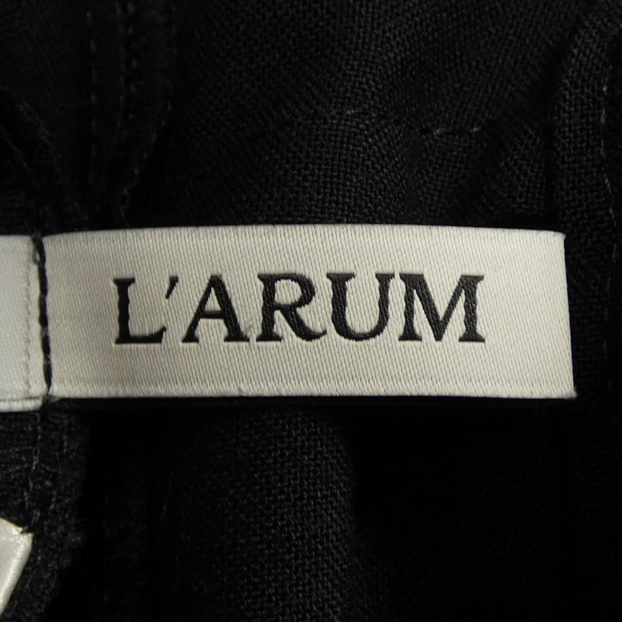 L'ARUM パンツ