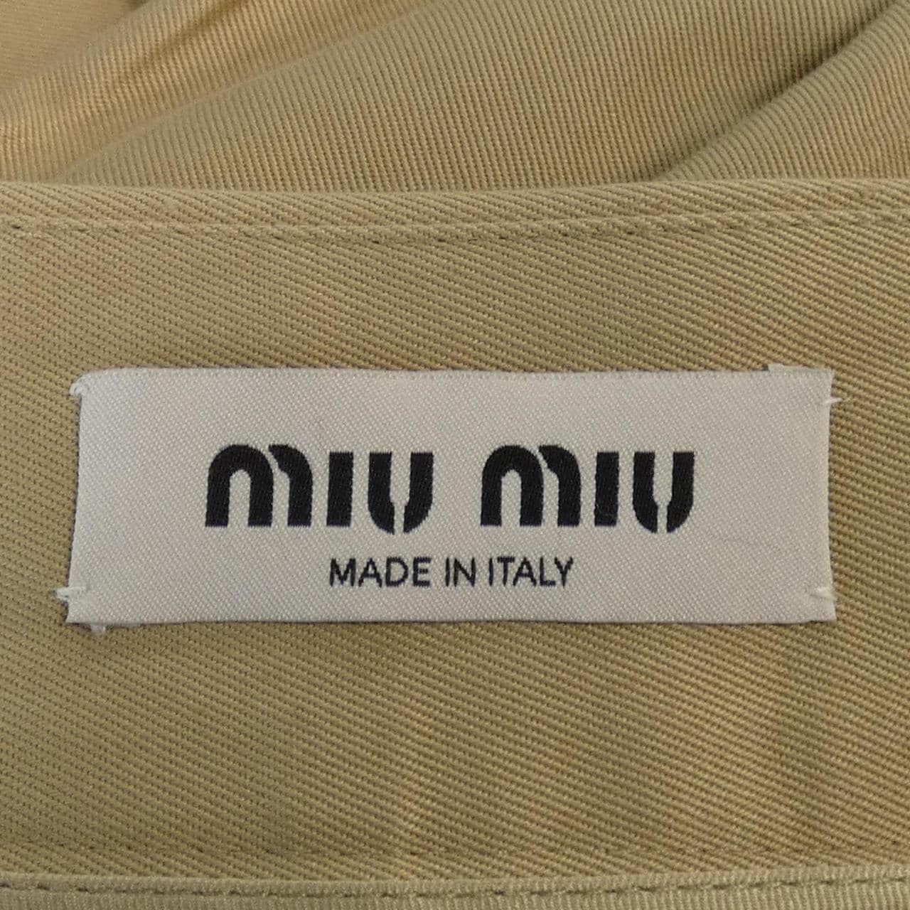 関税送料込 MIUMIU Gonna スカート ベージュ Miu Miu ミュウミュウ ミニスカート | ニュートラル | FARFETCH JP