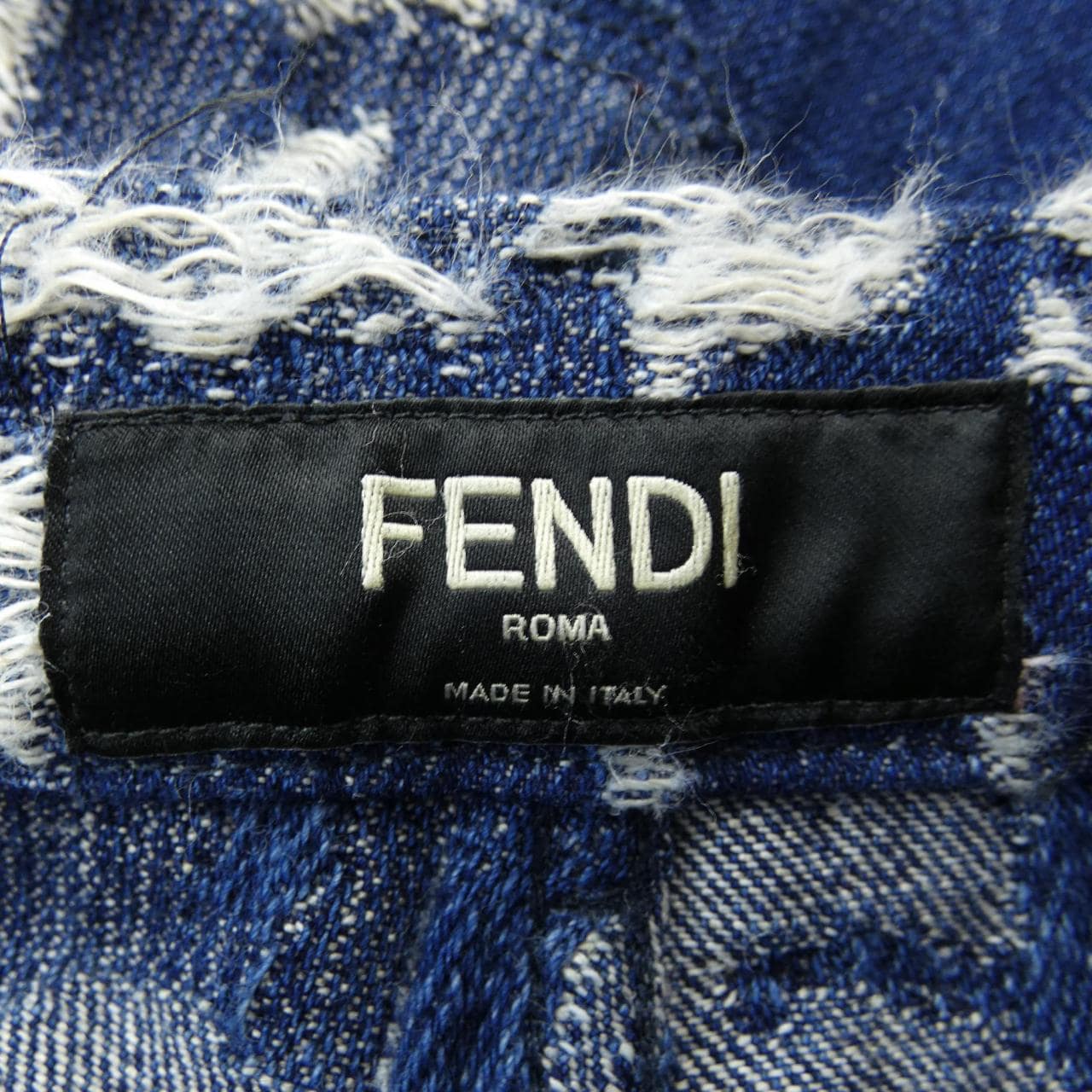 フェンディ FENDI パンツ
