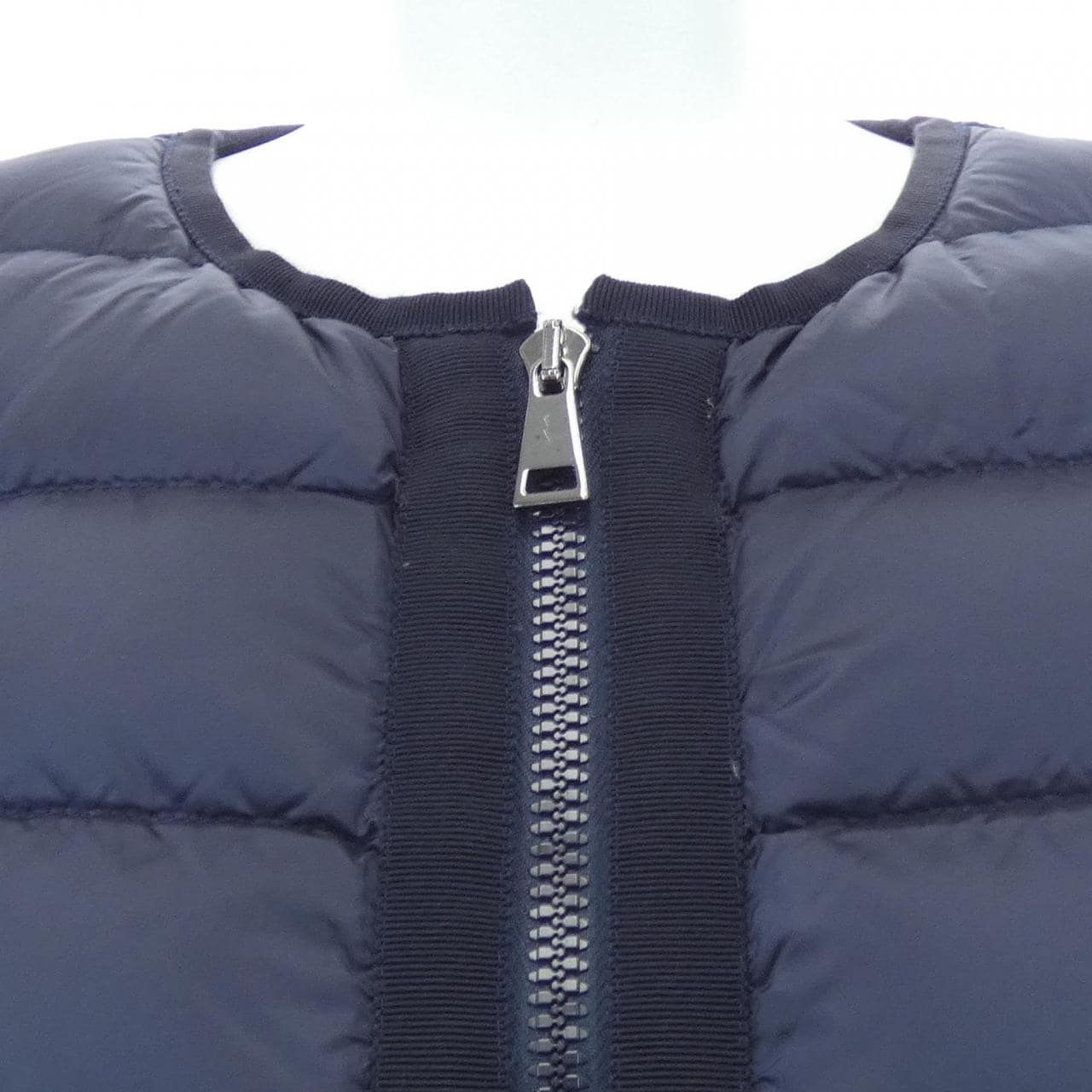 MONCLER蒙克勒20939487600羽絨外套