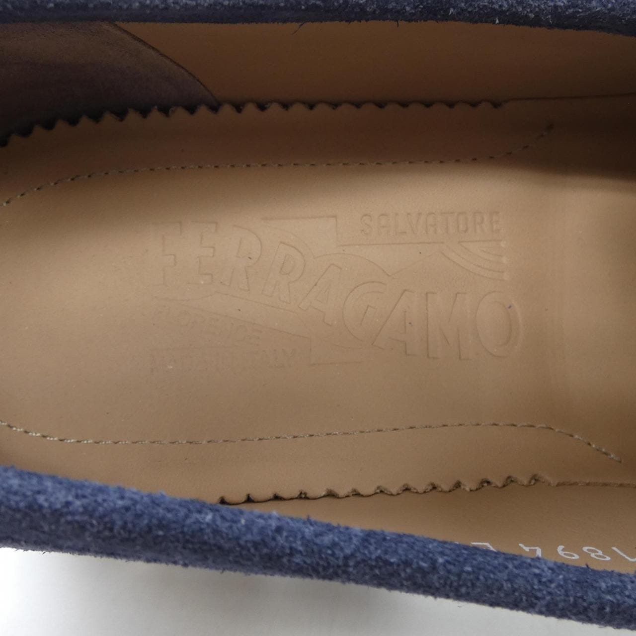 サルヴァトーレフェラガモ SALVATORE FERRAGAMO 041894 シューズ