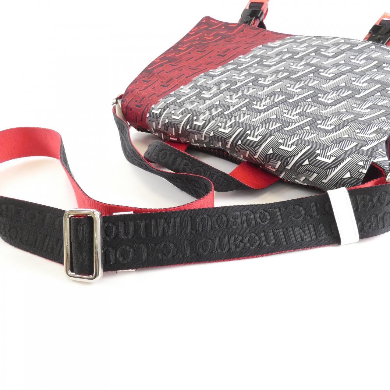 クリスチャンルブタン LOUBICLIC 1205006 ショルダーバッグ