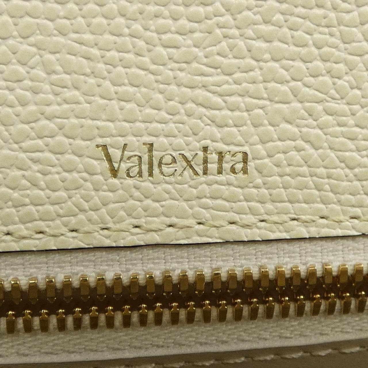 ヴァレクストラ VALEXTRA イジィデ ISIDE インターシャライン WBES0056326IOC99 BAG