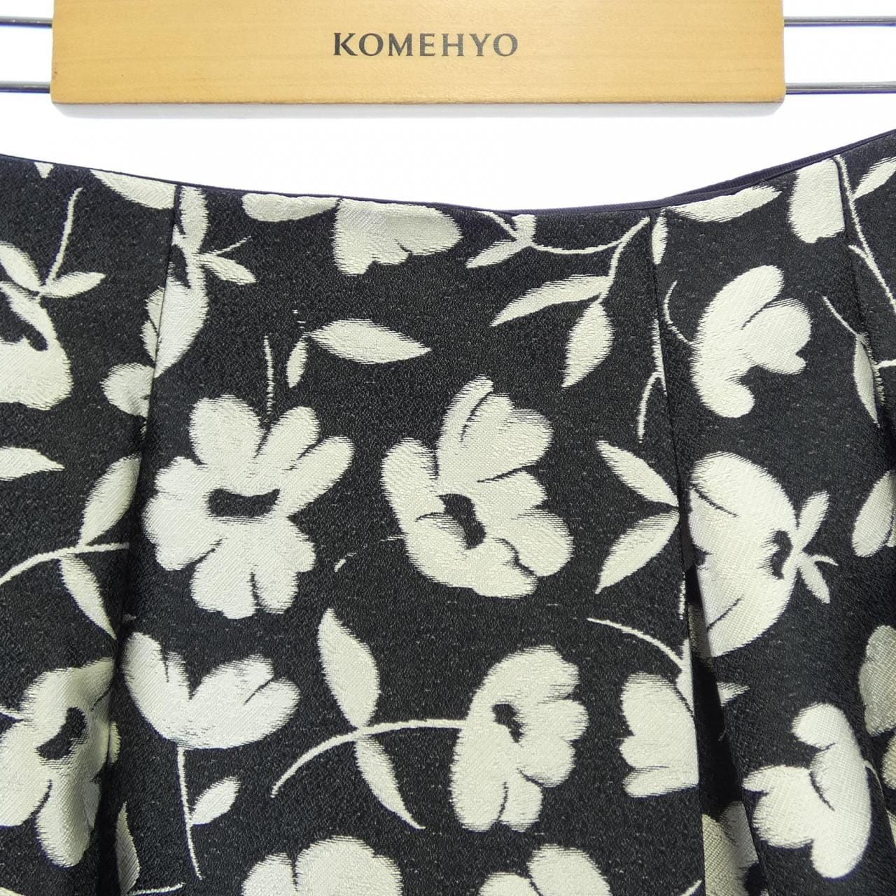 アリスアンドオリビア ALICE+OLIVIA スカート