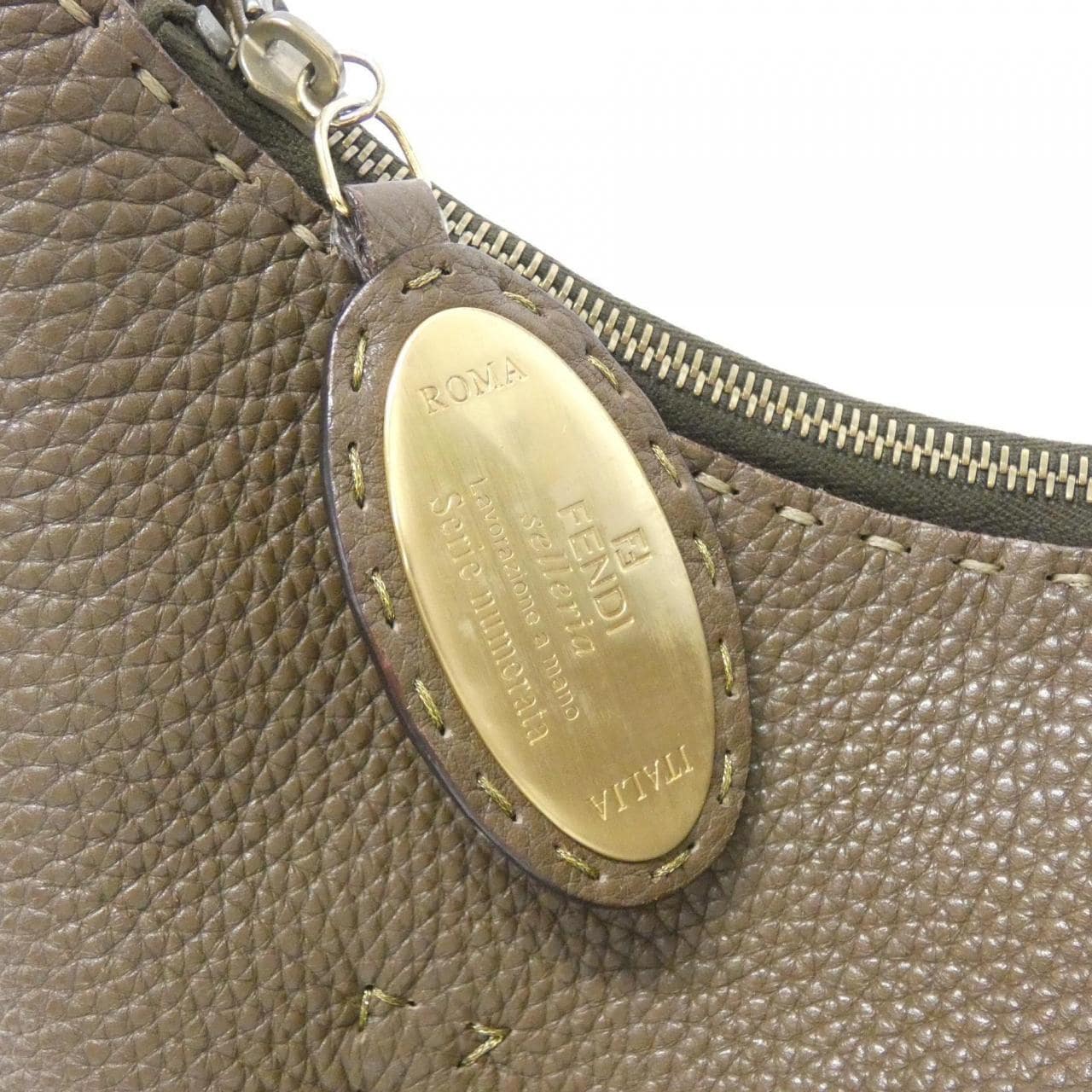 フェンディ SELLERIA 8BR582 YF4 ショルダーバッグ