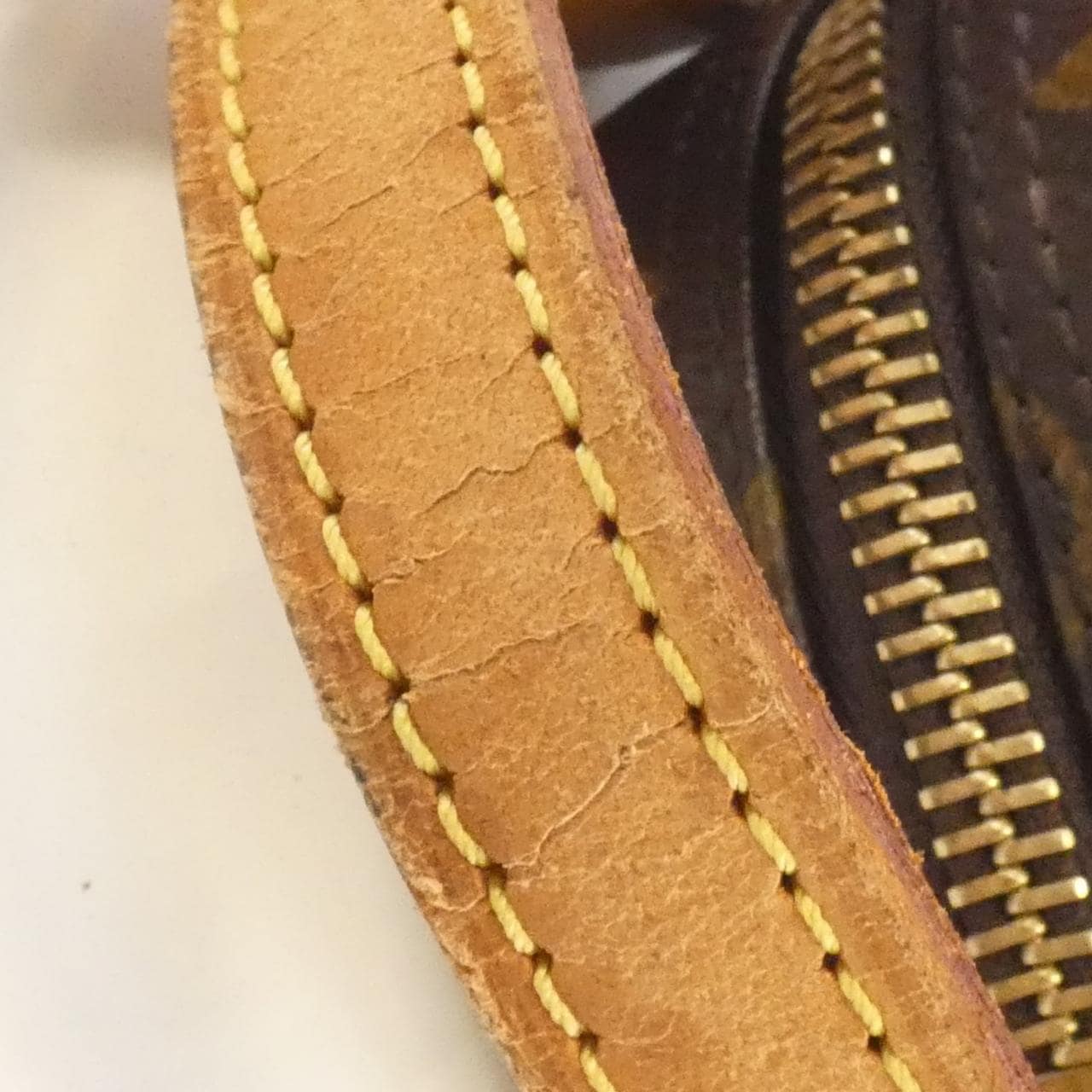 ルイヴィトン モノグラム ポシェット シテ M51183 ショルダーバッグ