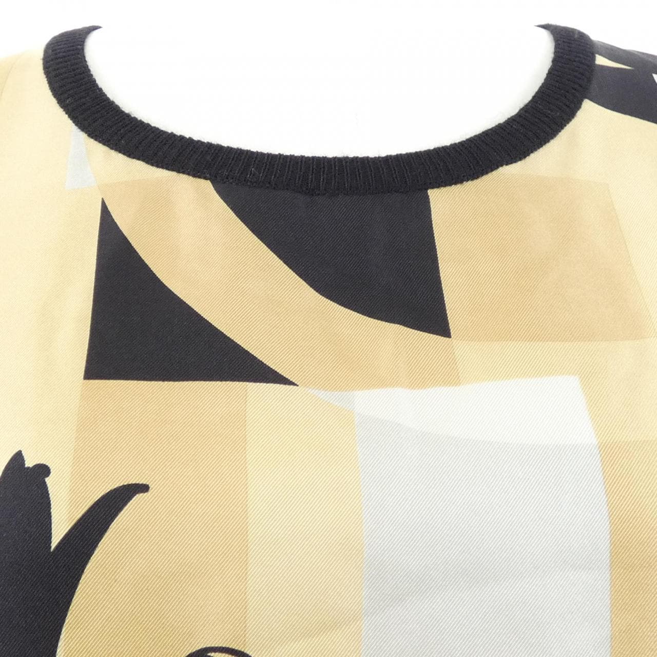 サルヴァトーレフェラガモ SALVATORE FERRAGAMO トップス