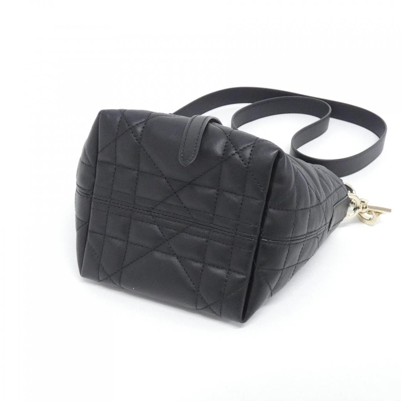 クリスチャンディオール ディオール トゥジュール バーティカル トート NANO S6100OSNW バッグ