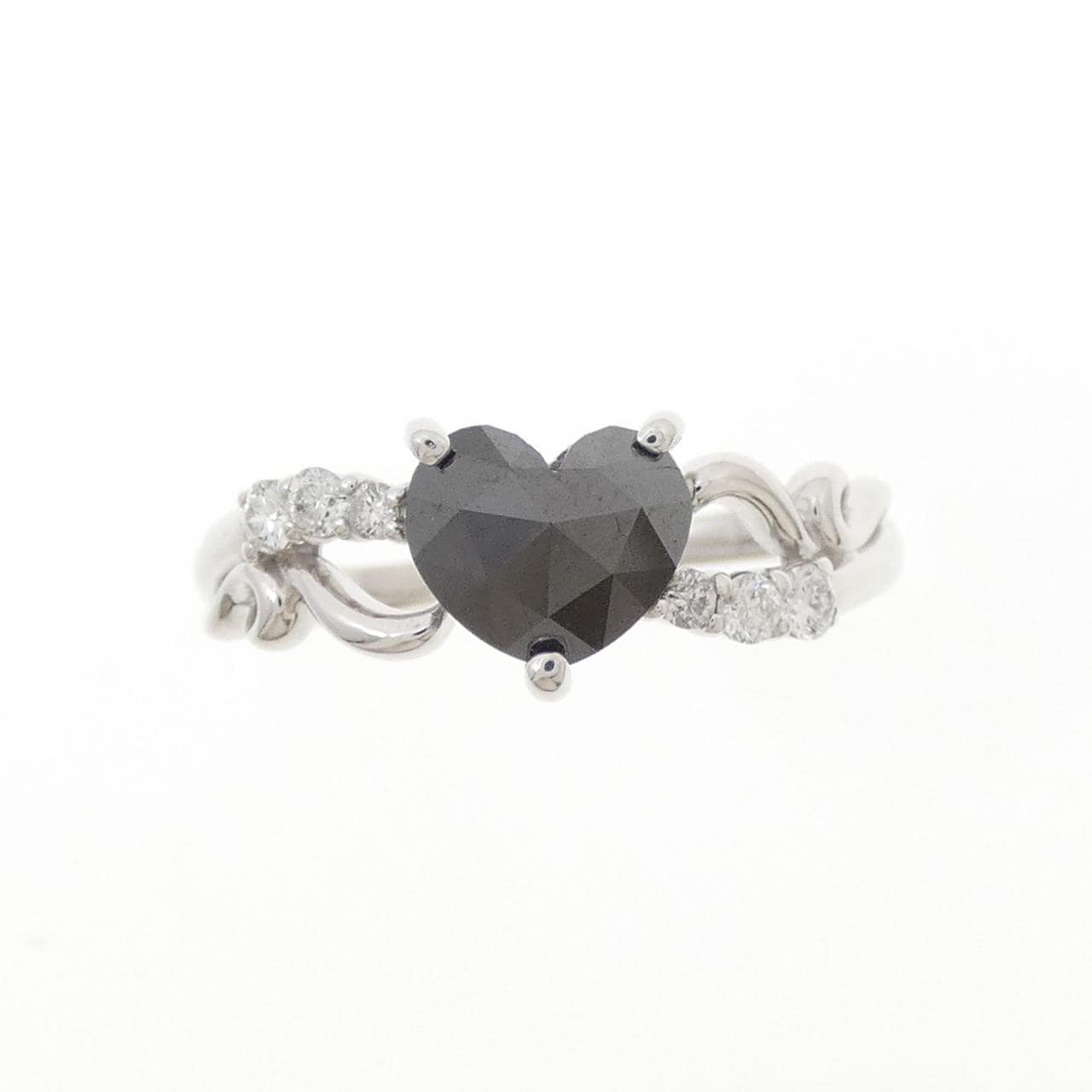 K18WG ハート ダイヤモンド リング 1.05CT