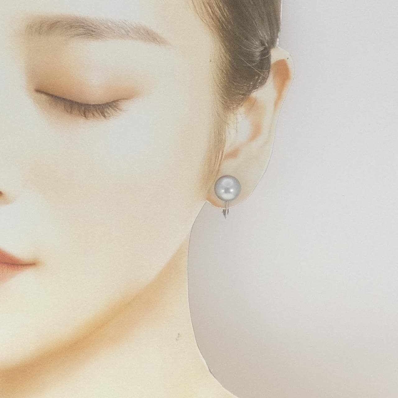 K18WG 黒蝶パール イヤリング 10.8mm