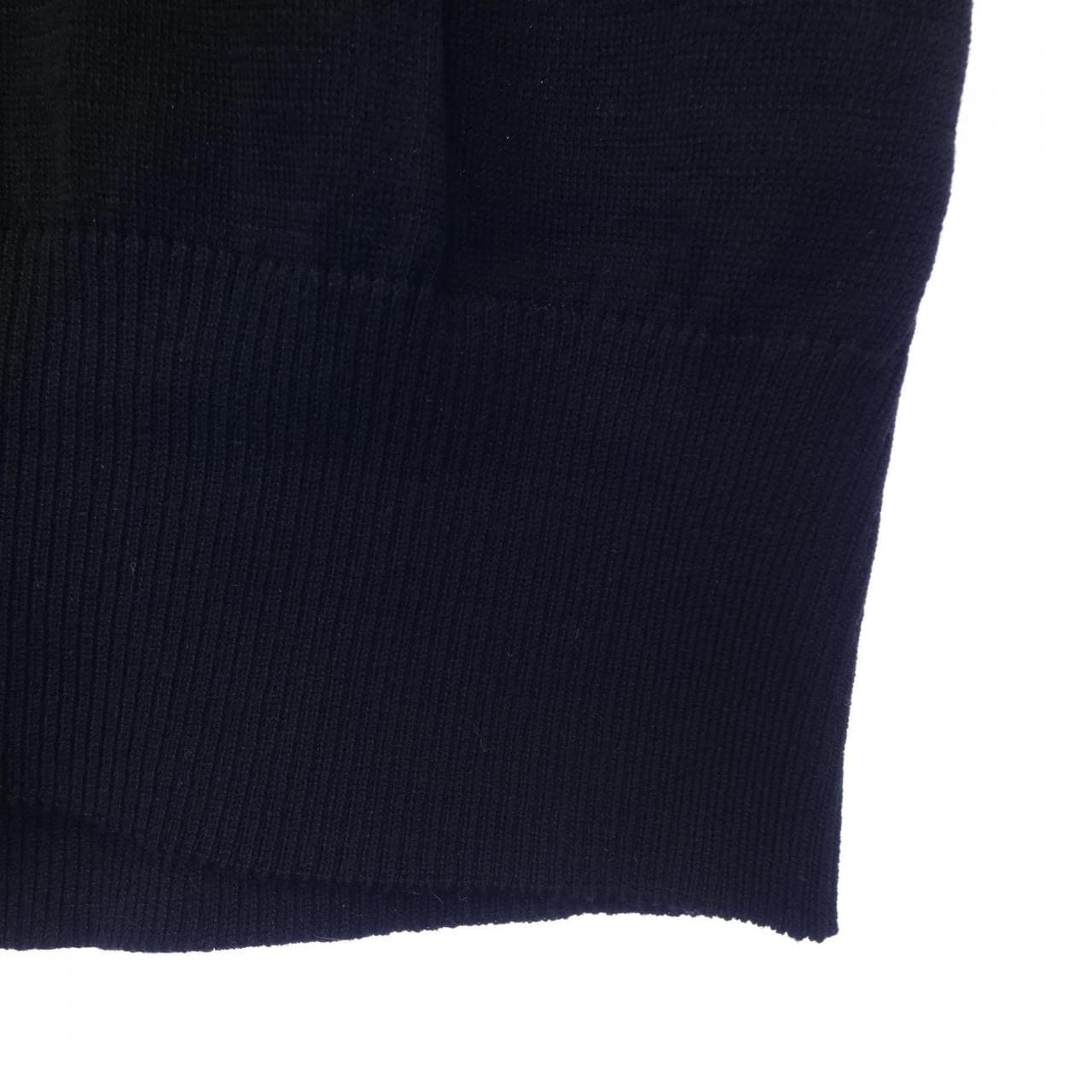 ドリスヴァンノッテン DRIES VAN NOTEN KNITTED SLEEVELESS CARDIG ニット