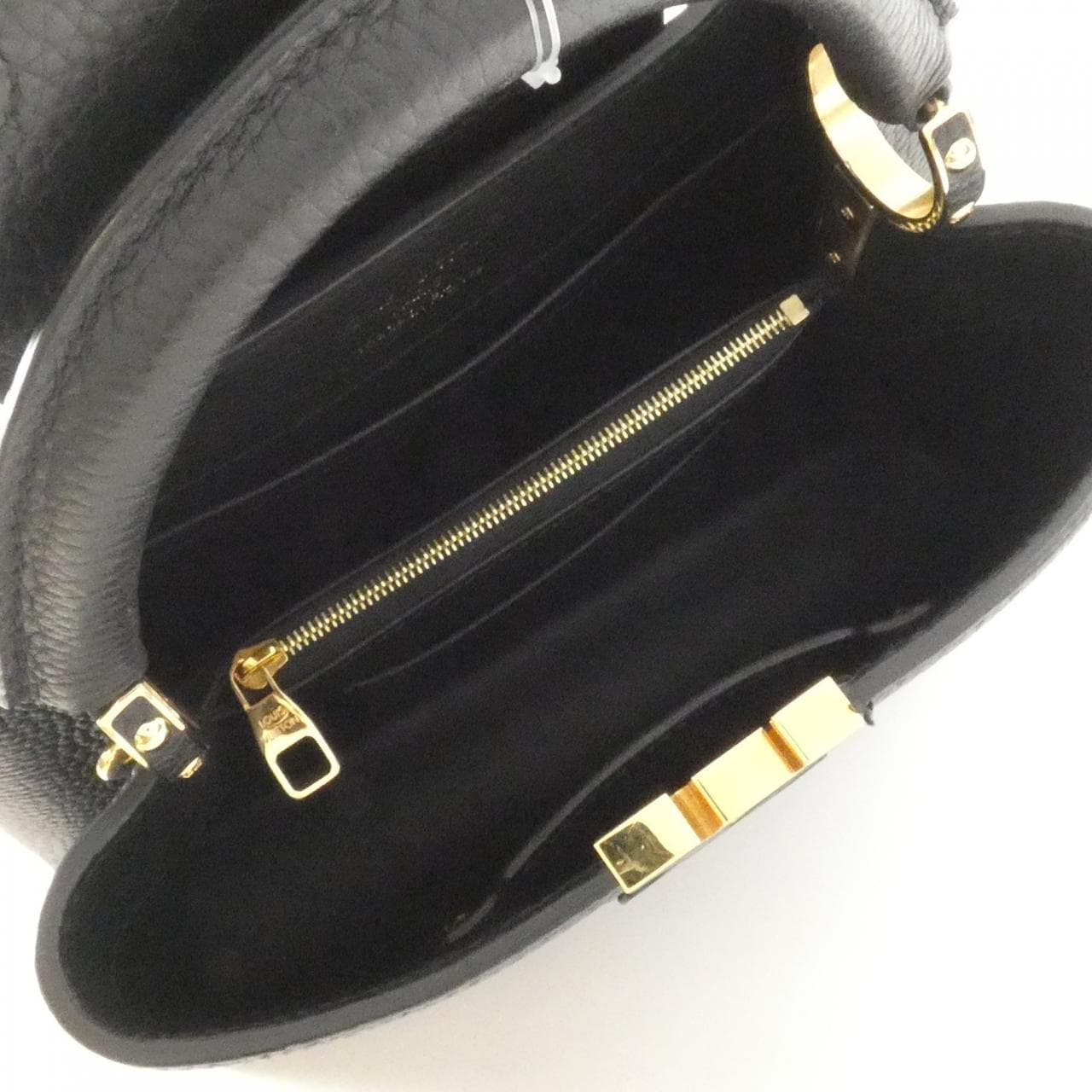 ルイヴィトン カプシーヌBB M24728 バッグ