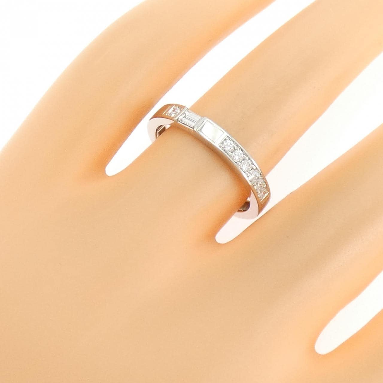 ハリーウィンストン トラフィック バイ ハリーウィンストン アクセントバンド リング