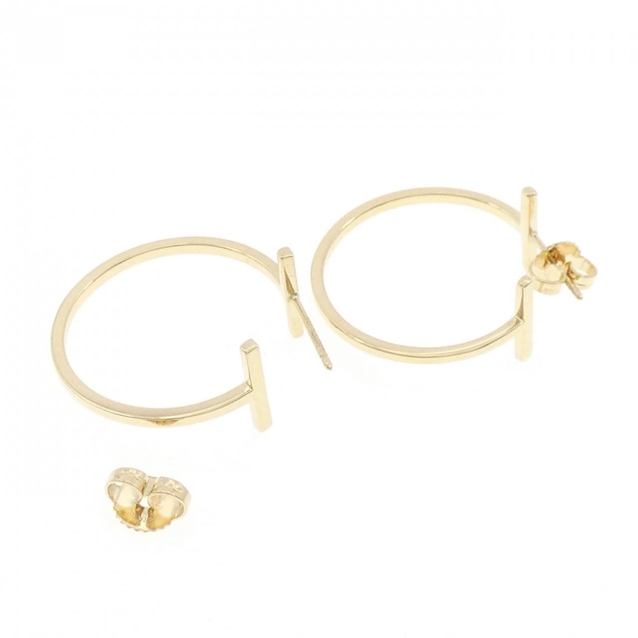 ティファニー Tワイヤー フープ ミディアム ピアス