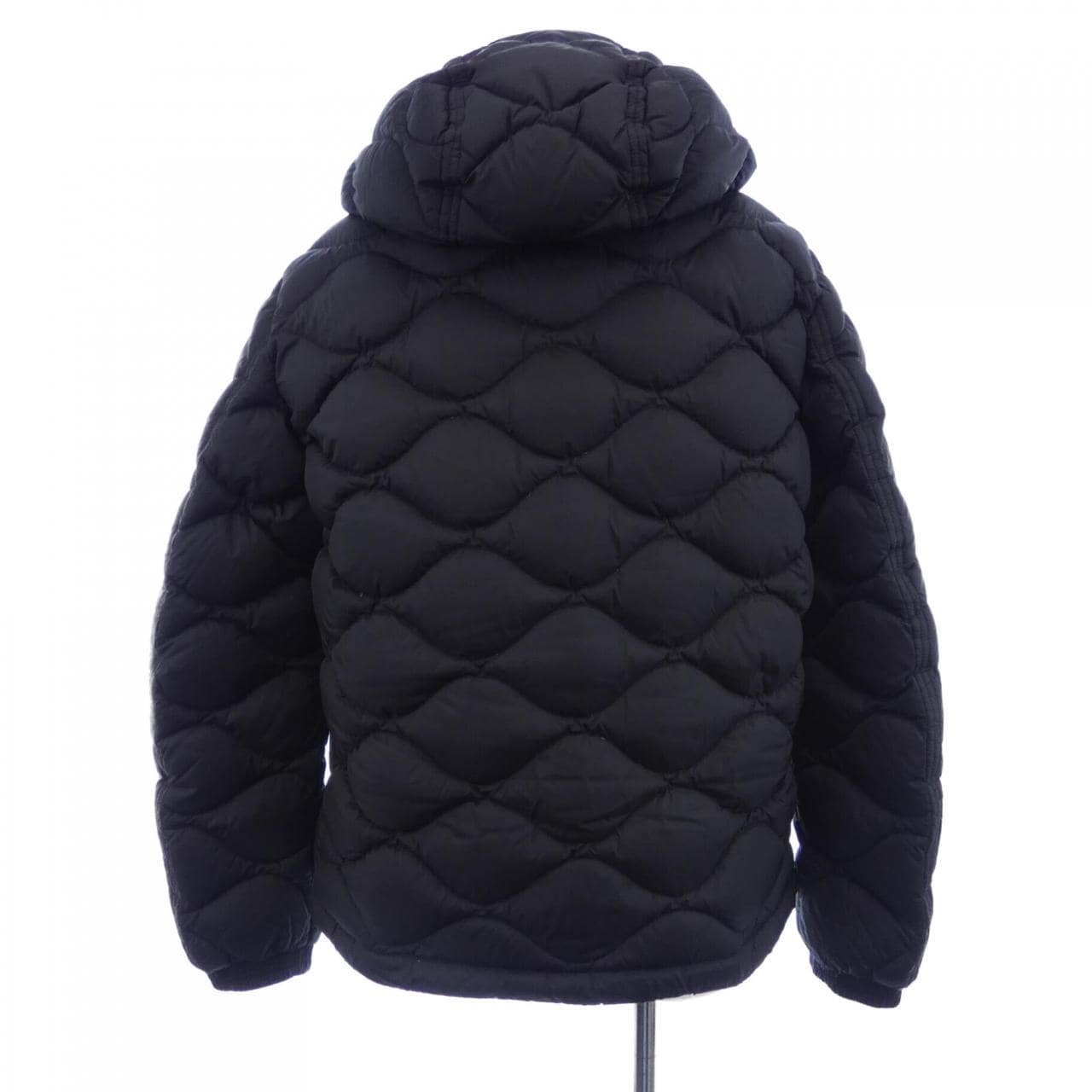 モンクレール MONCLER ダウンジャケット