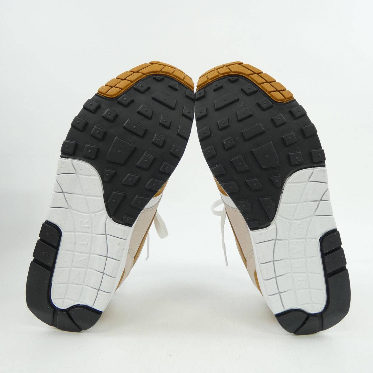 ナイキ NIKE DZ4549-110 スニーカー