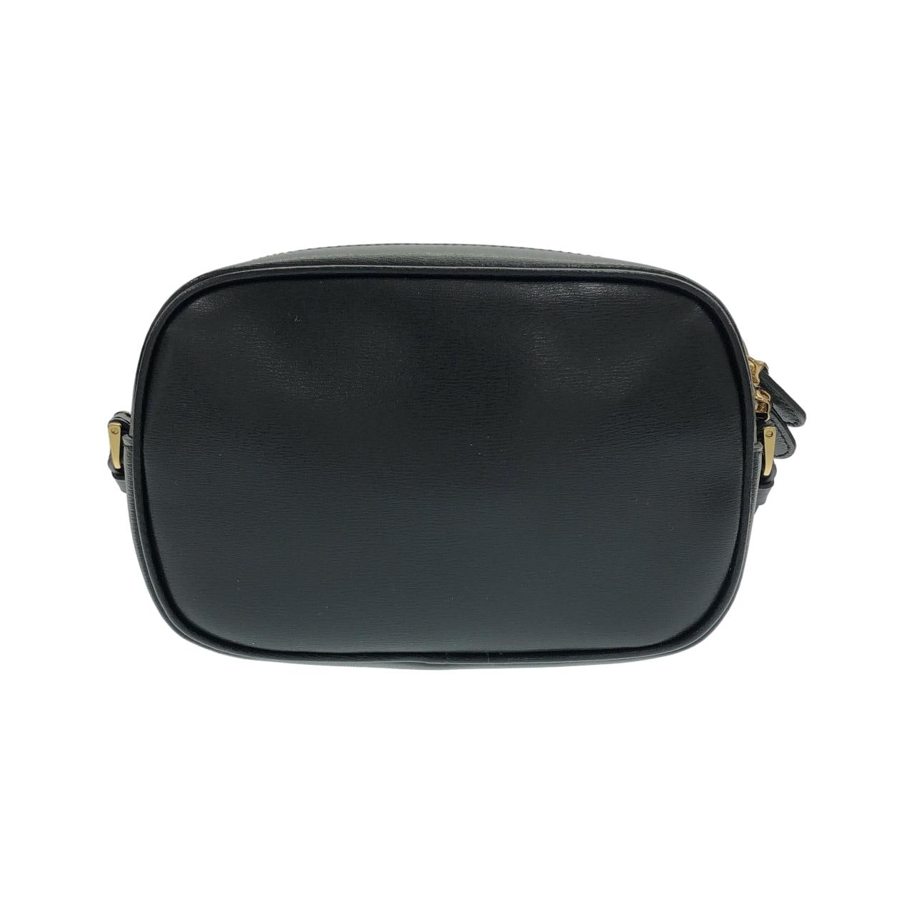 サルヴァトーレフェラガモ CITY 21 H006 ショルダーバッグ