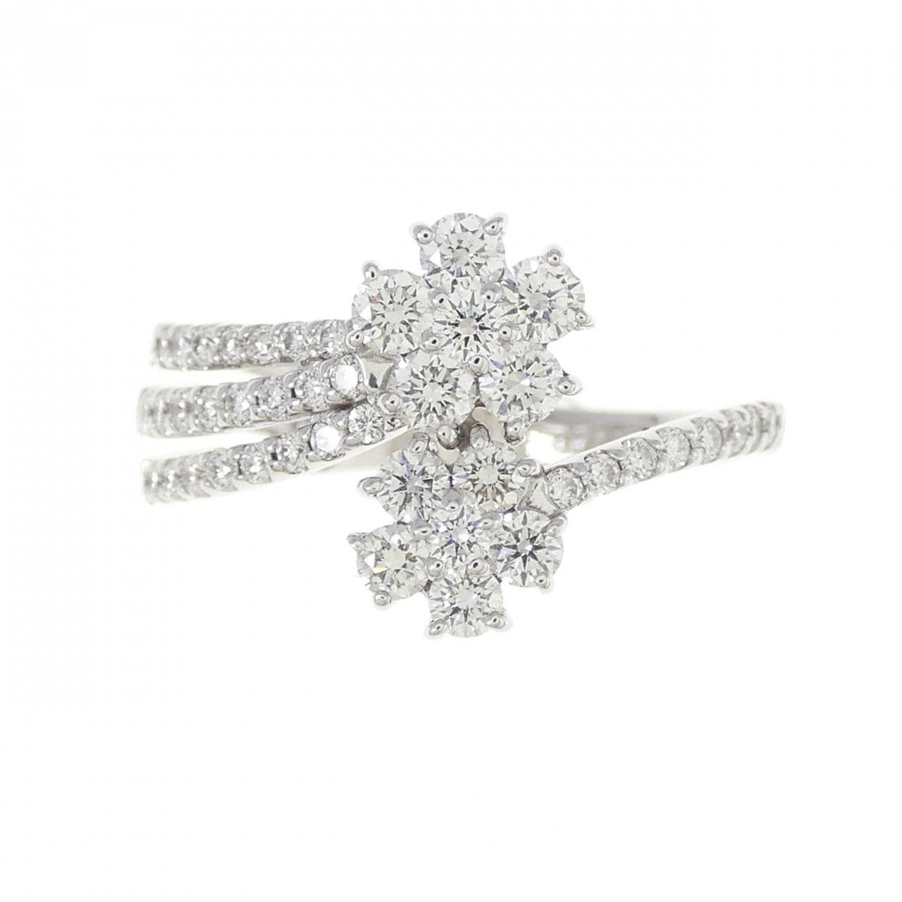 K18WG フラワー ダイヤモンド リング 0.76CT