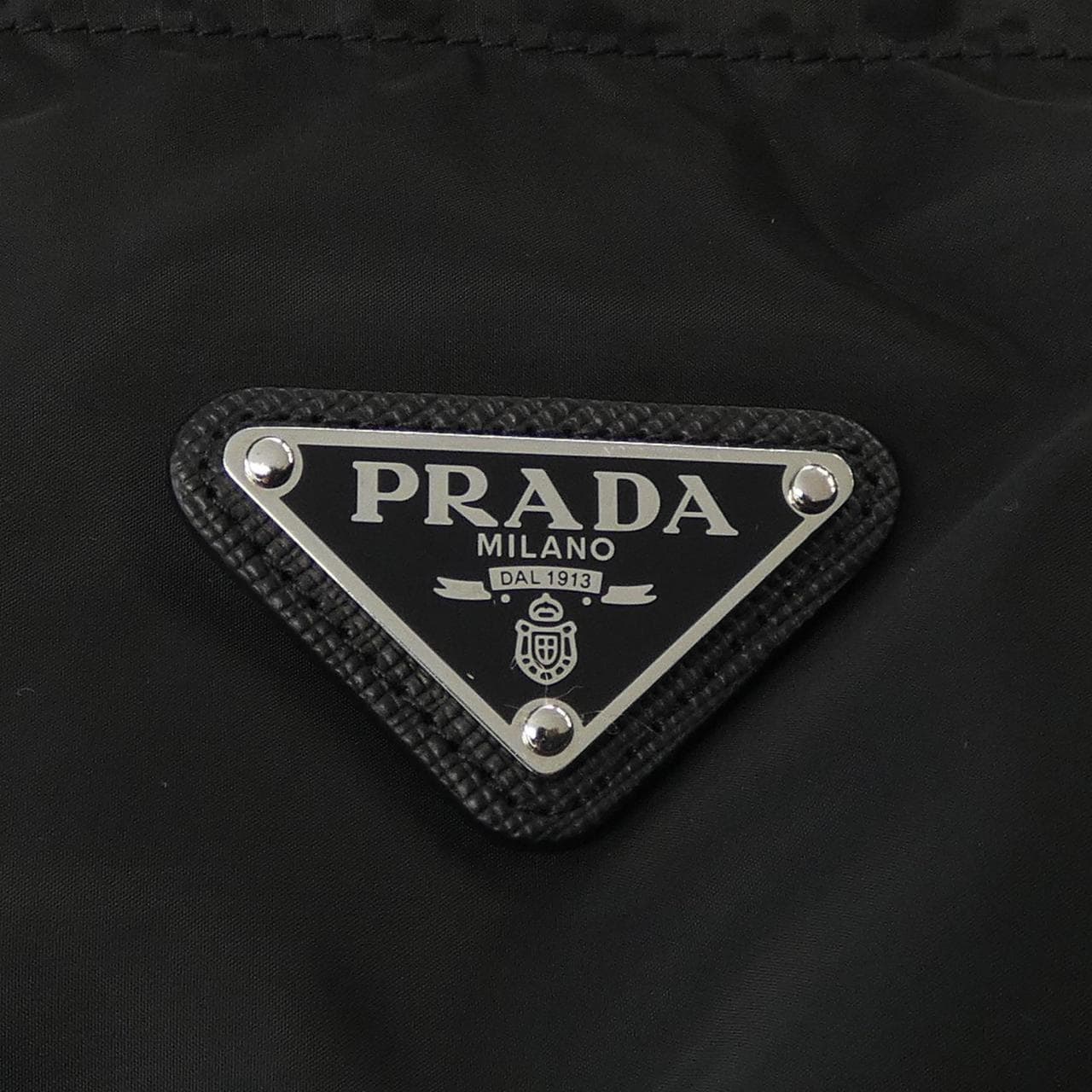プラダ PRADA トライアングルロゴ SGH073 R232 1060 ダウンジャケット