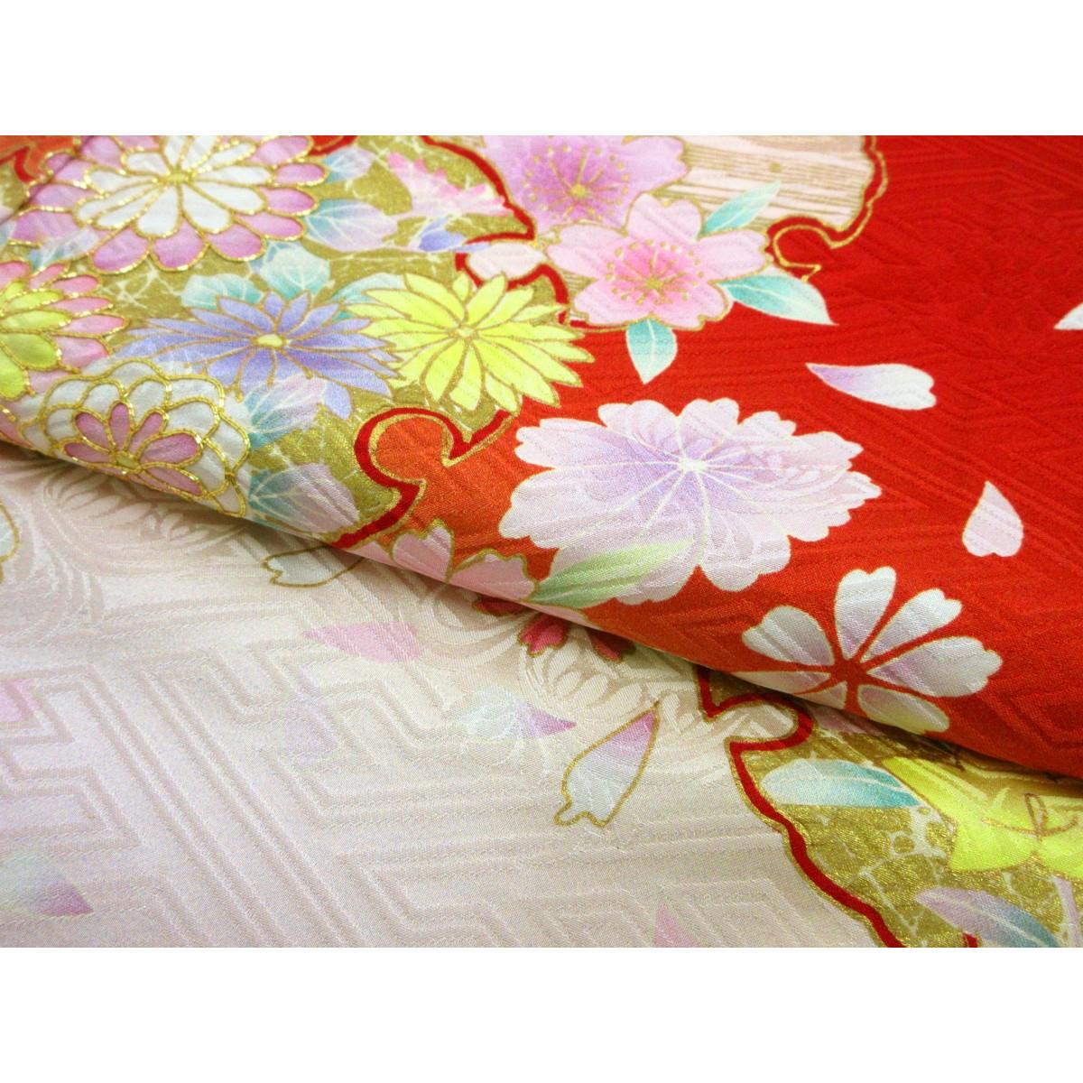 振袖　友禅金彩加工　刺繍入りボカシ染
