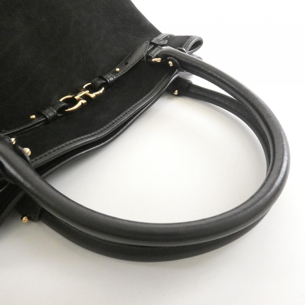 サルヴァトーレフェラガモ 221 C048 バッグ