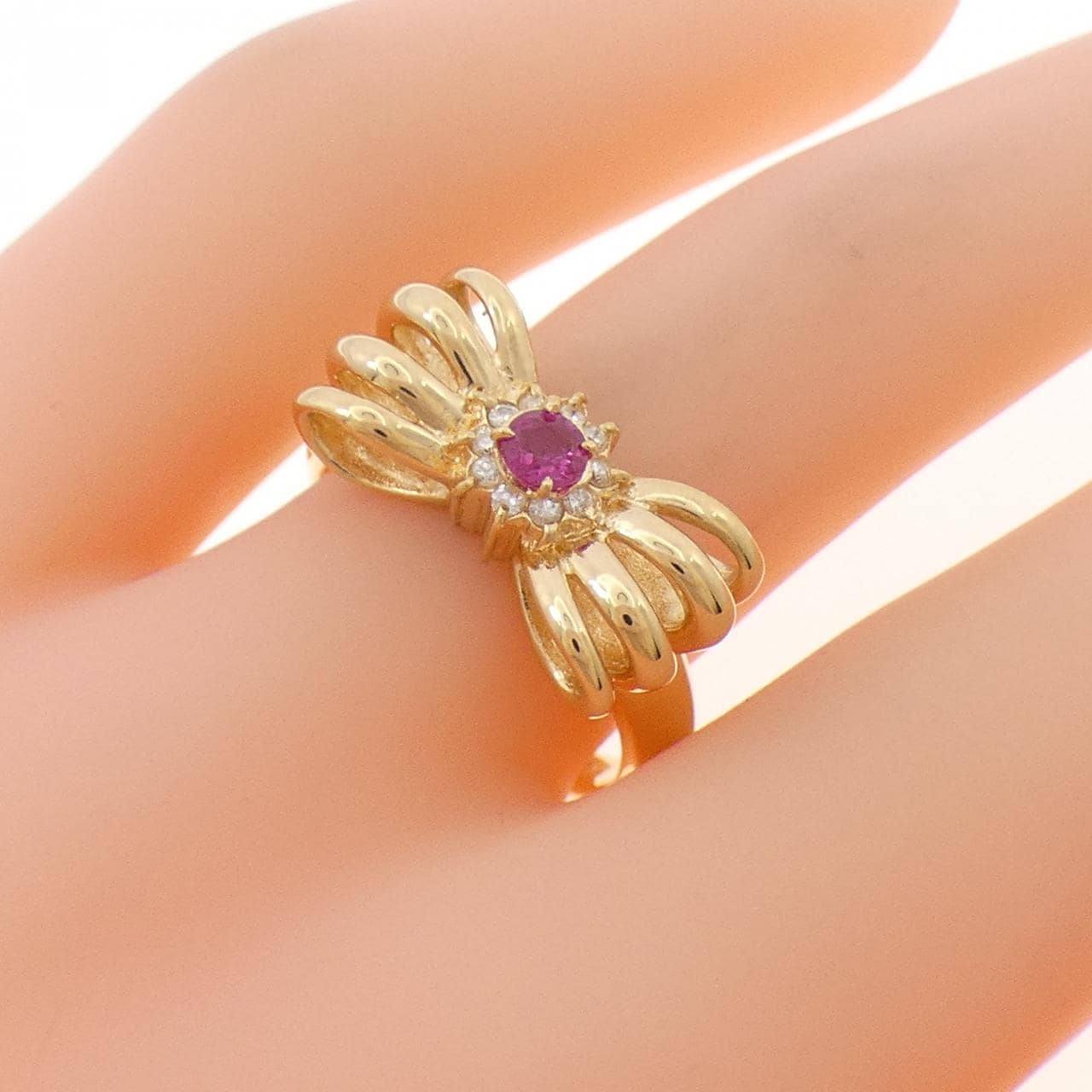 K18YG リボン ルビー リング