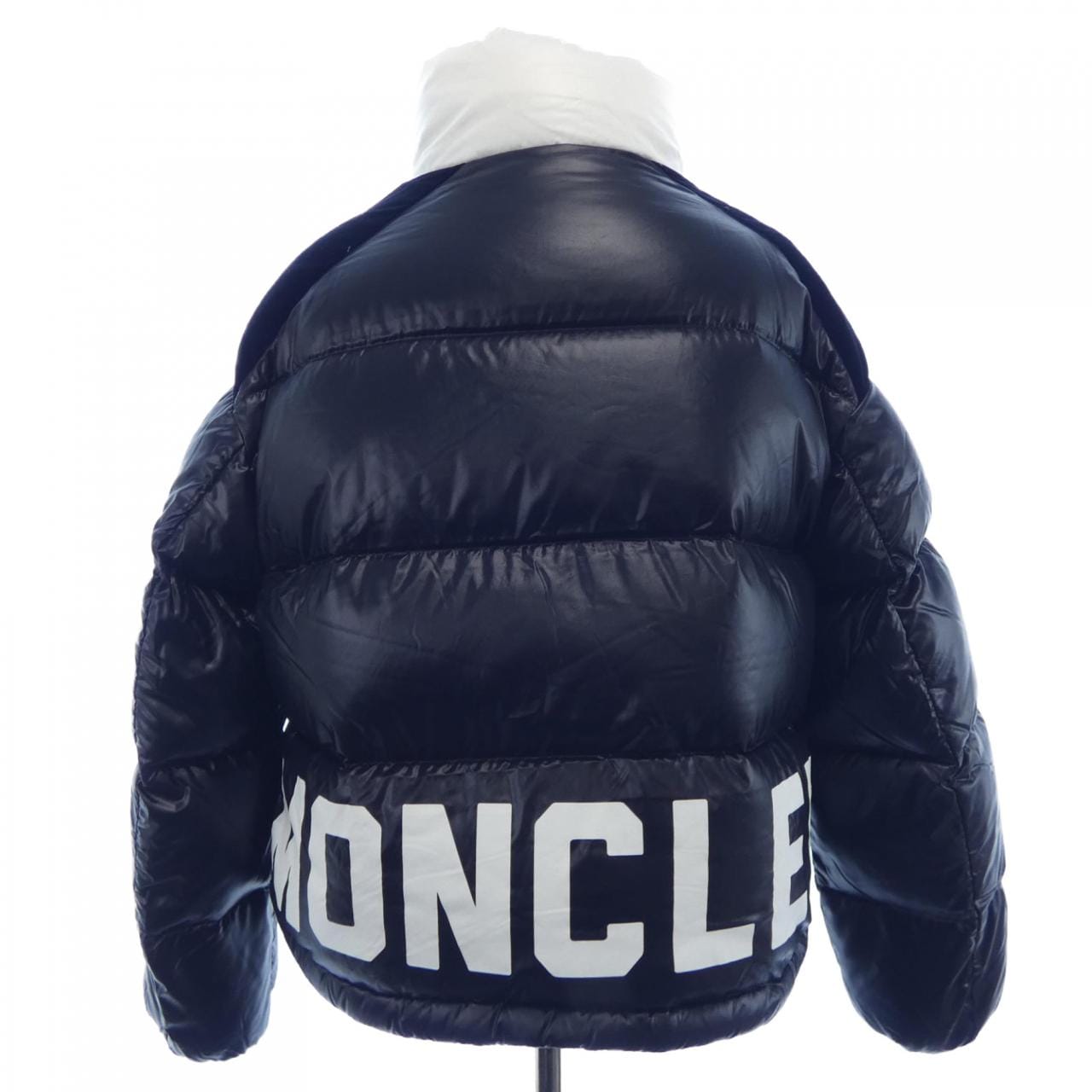 モンクレール MONCLER CHOUELLE ダウンジャケット