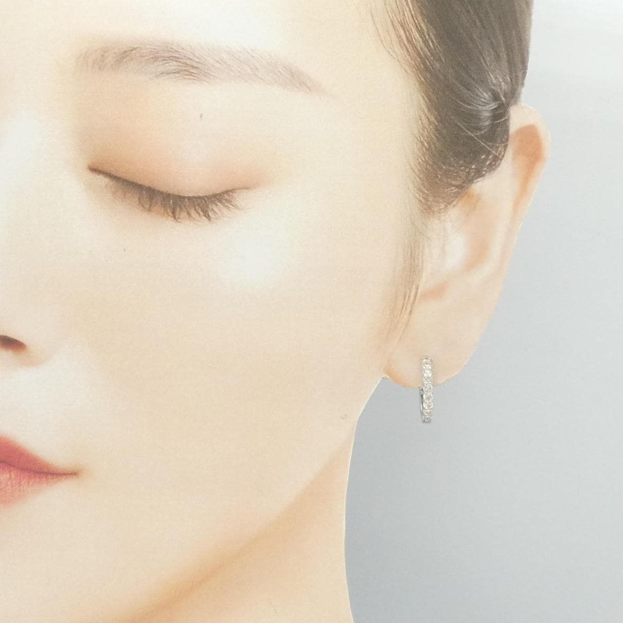 K18WG ダイヤモンド ピアス 1.0CT