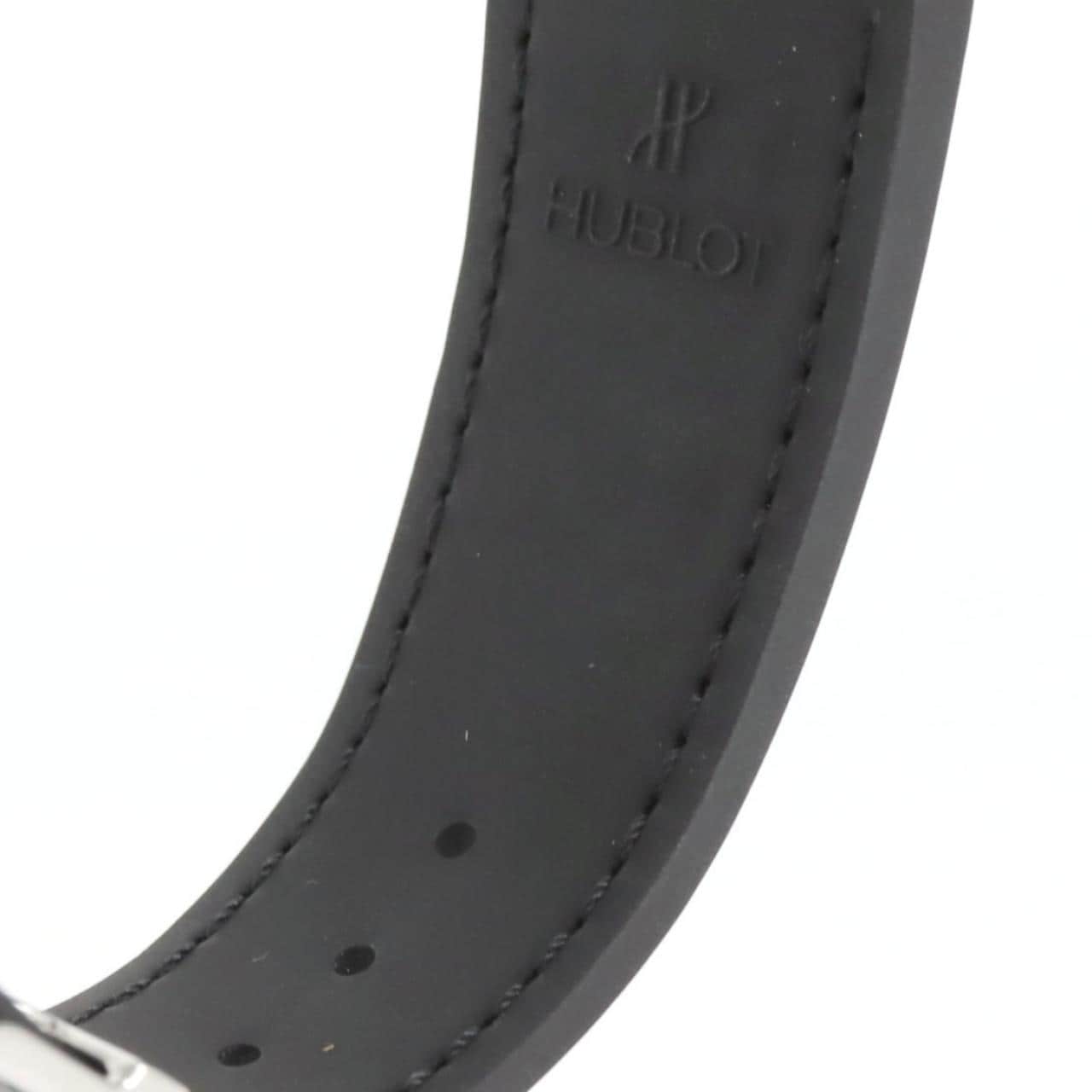 ウブロ クラシックフュージョンチタニウムブラックシャイニー 542.NX.1270.LR TI 自動巻