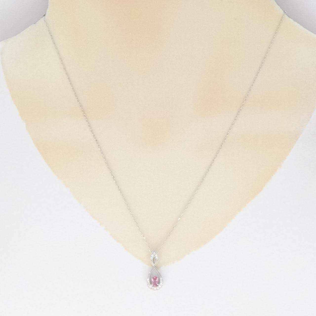 K18WG サファイヤ ネックレス 0.318CT