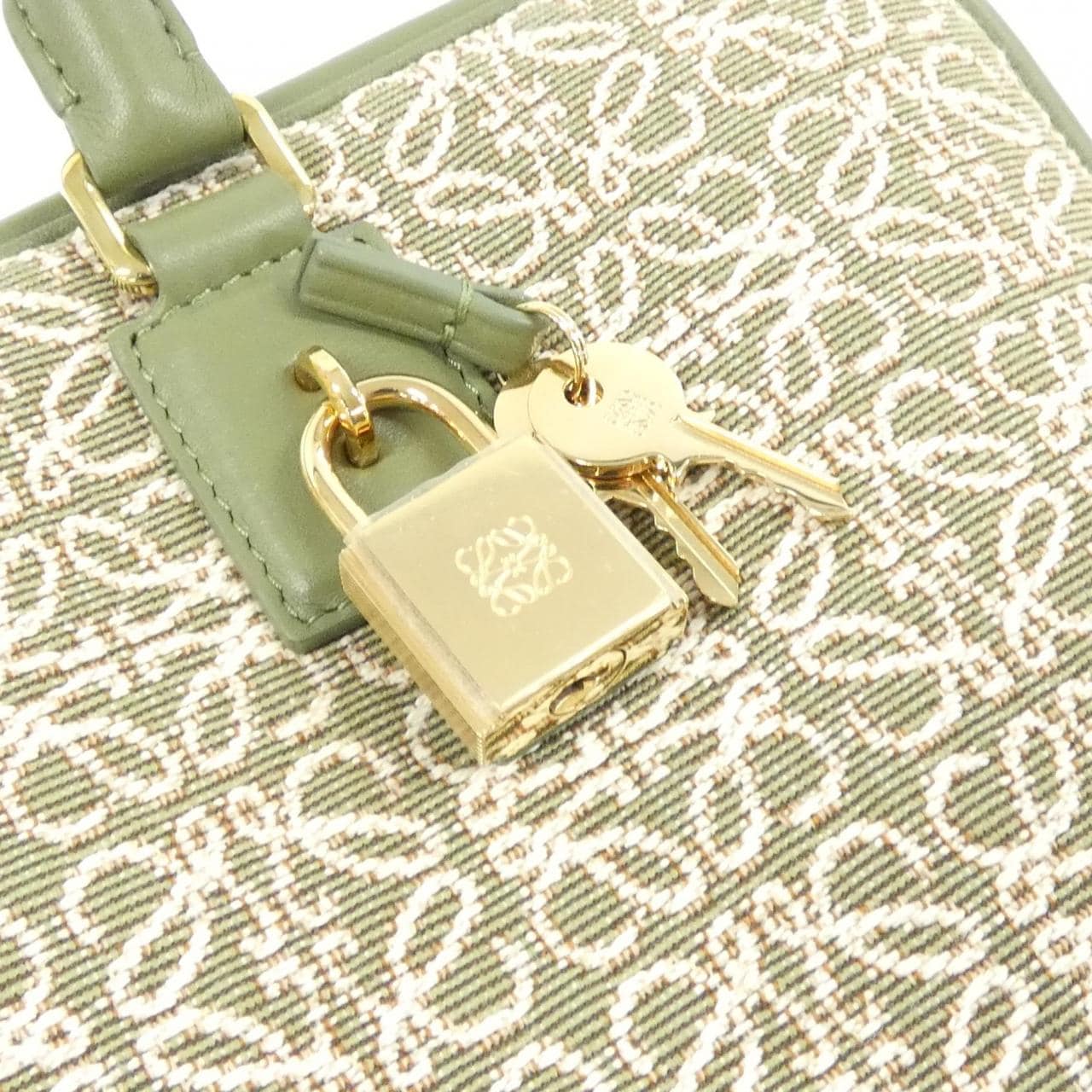 ロエベ アマソナ 28cm A039N08X02 バッグ