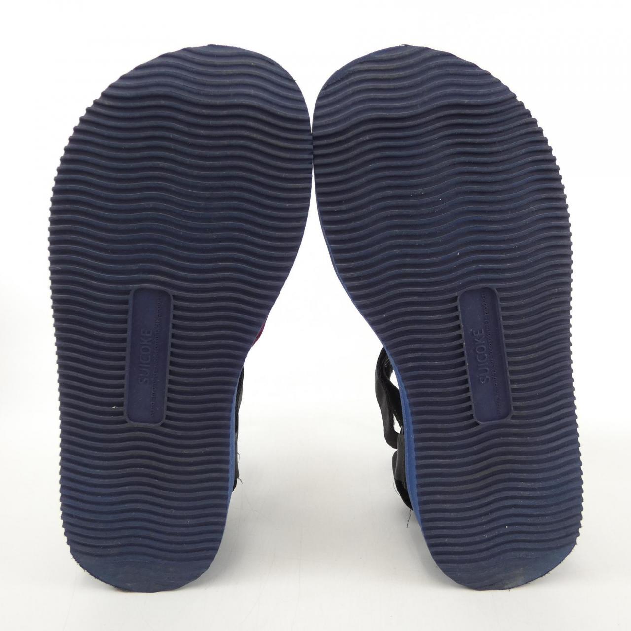 SUICOKE サンダル