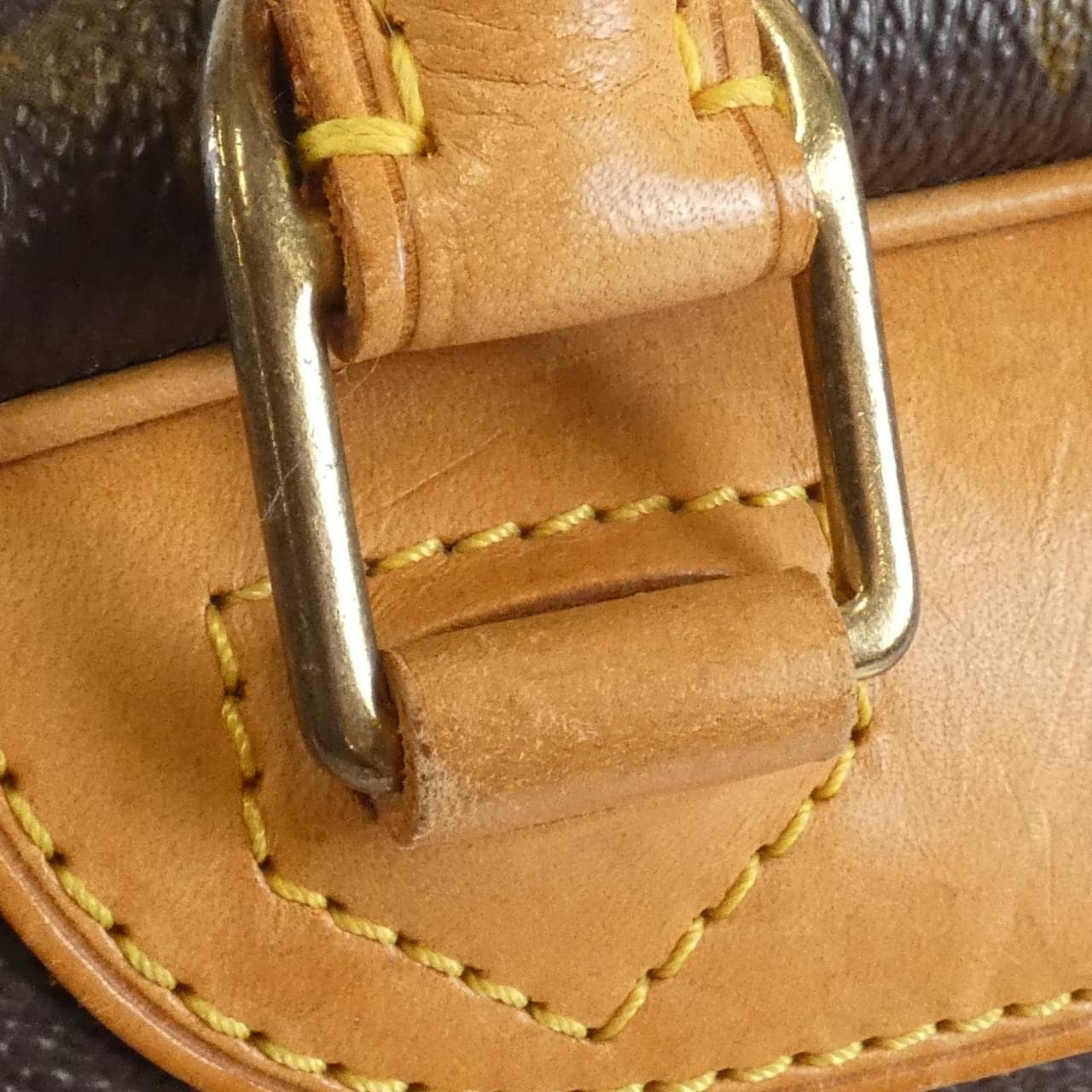 ルイヴィトン モノグラム トゥルーヴィル M42228 バッグ