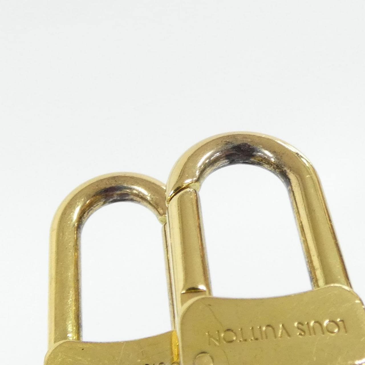 ルイヴィトン バイカラー モノグラム アンプラント ミュルティ ポシェット アクセソワール M45777 ショルダーバッグ