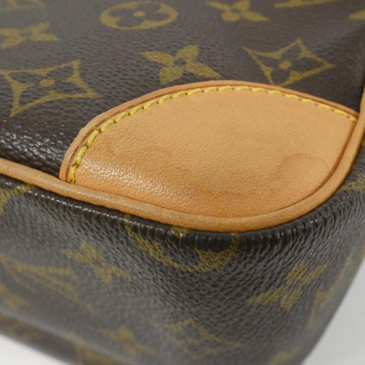 LOUIS VUITTON Monogram Nile M45244 Shoulder Bag